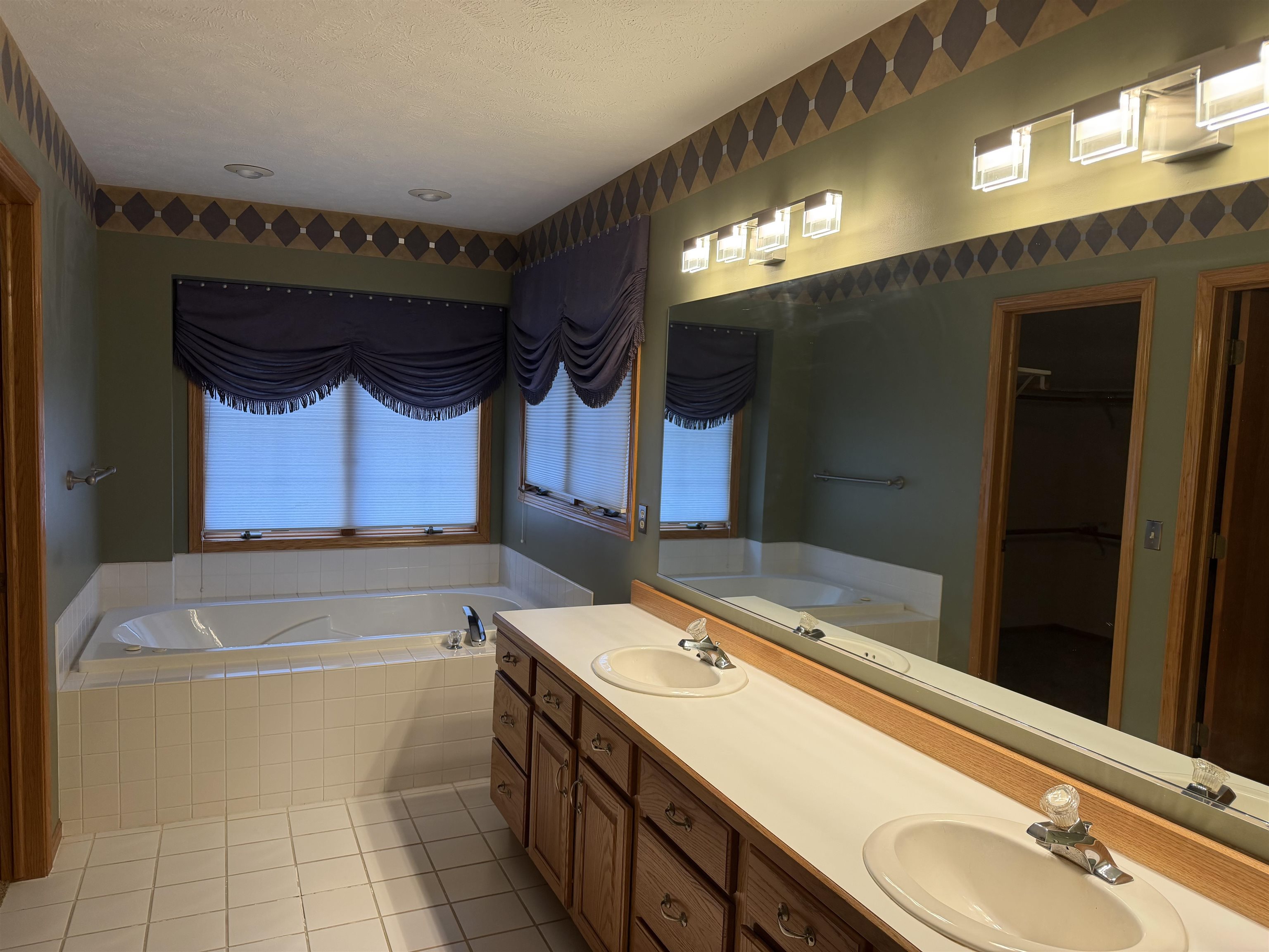 4312 Country Club Lane, Kearney, Nebraska 68845, 5 Bedroom Bedrooms, ,4 BathroomBathrooms,Residential,for Sale,4312 Country Club Lane,20261125