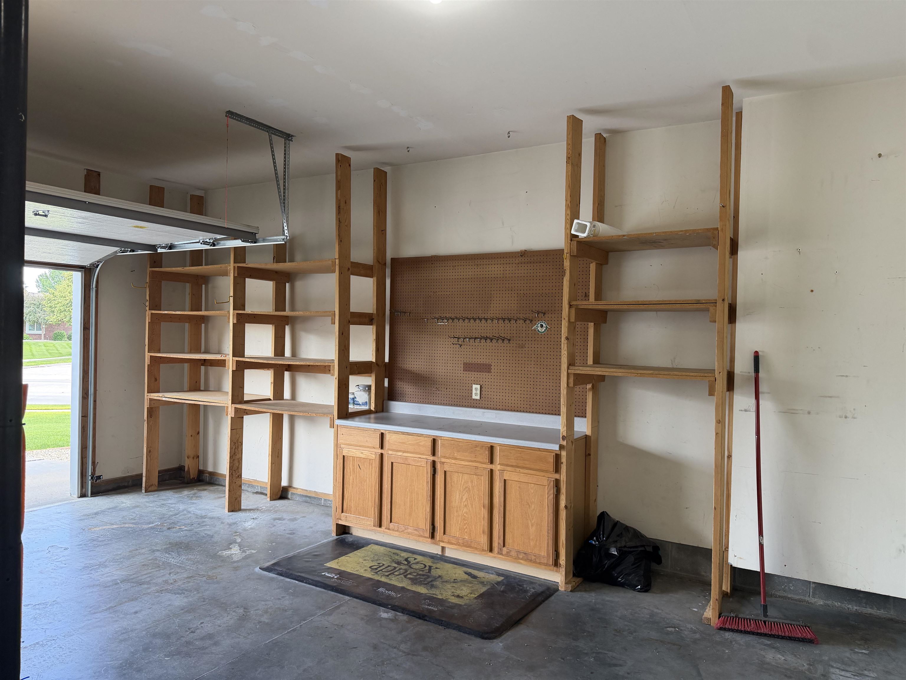 4312 Country Club Lane, Kearney, Nebraska 68845, 5 Bedroom Bedrooms, ,4 BathroomBathrooms,Residential,for Sale,4312 Country Club Lane,20261125
