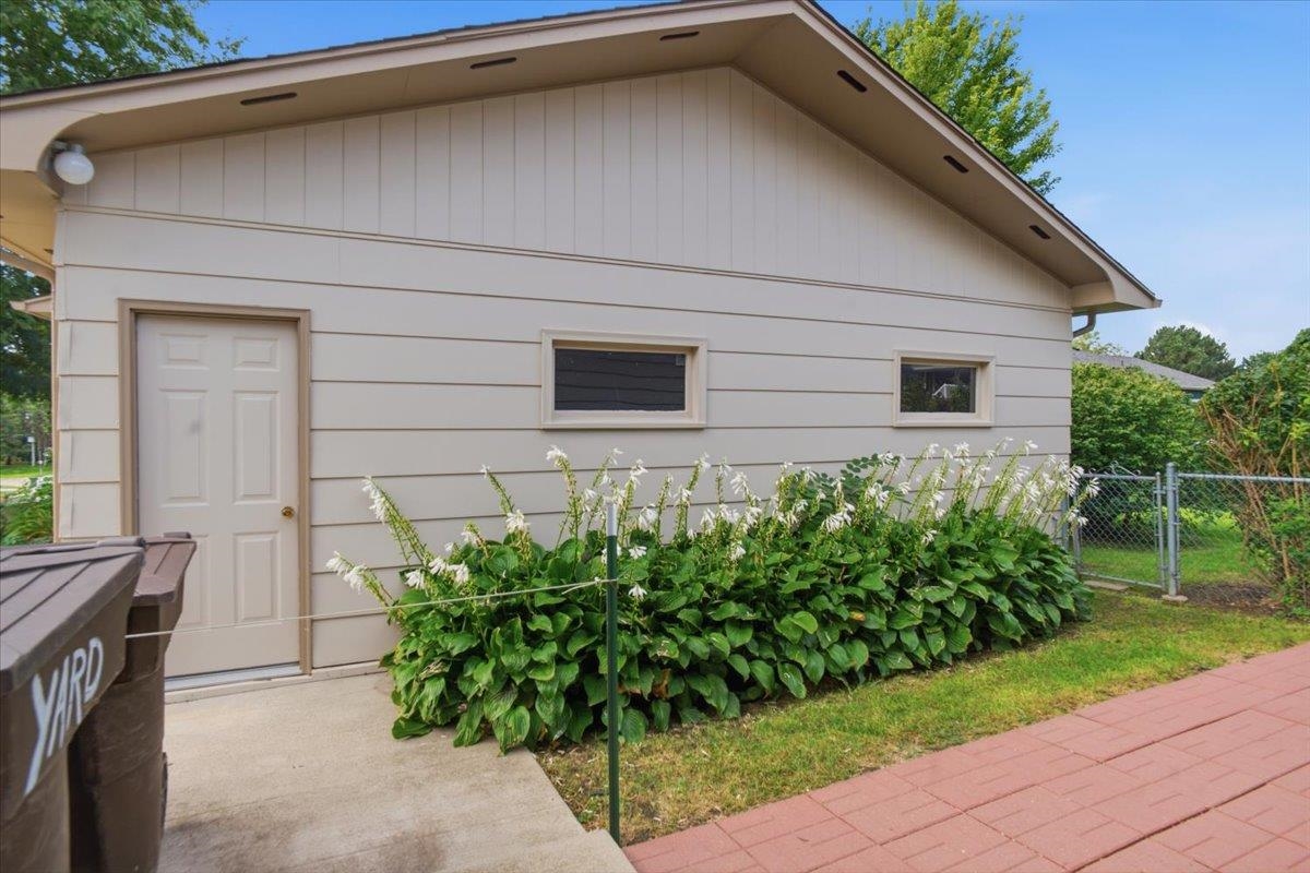 3110 11th Ave, Kearney, Nebraska 68845, 4 Bedroom Bedrooms, ,3 BathroomBathrooms,Residential,for Sale,3110 11th Ave,20261283