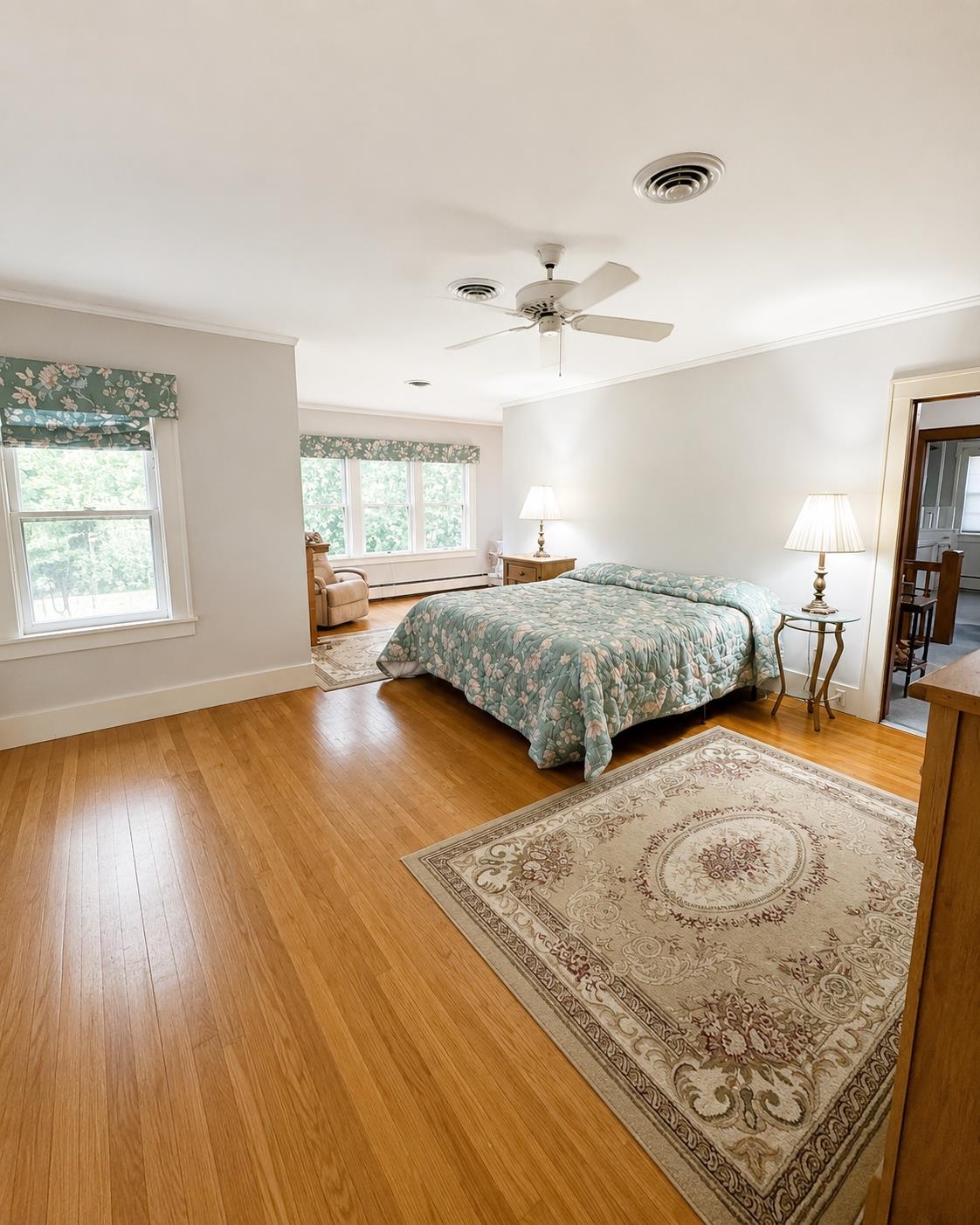 504 Verona Avenue, Ravenna, Nebraska 68869, 5 Bedroom Bedrooms, ,3 BathroomBathrooms,Residential,for Sale,504 Verona Avenue,20261301