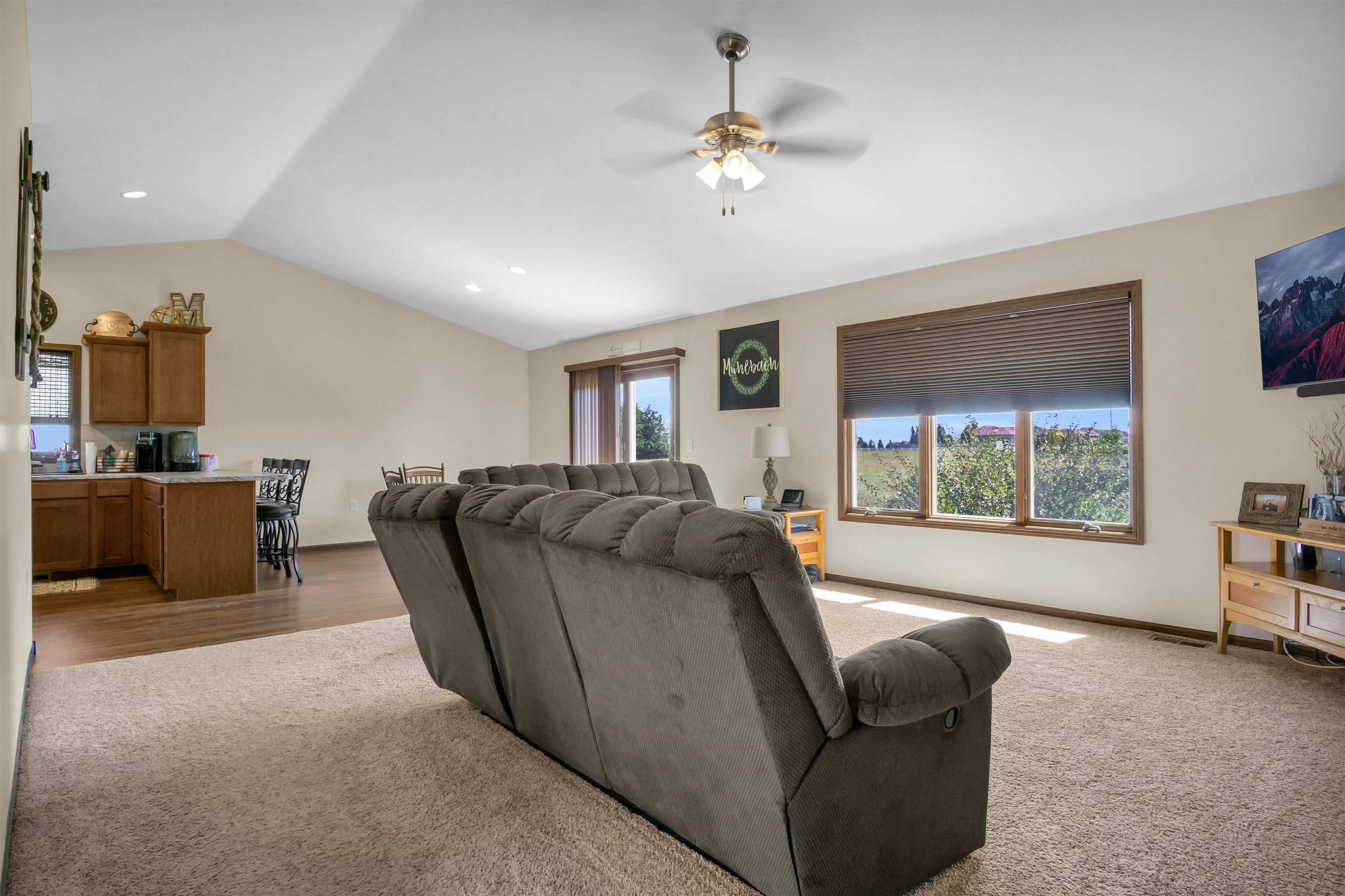 2005 E 58th Street, Kearney, Nebraska 68847, 5 Bedroom Bedrooms, ,2 BathroomBathrooms,Residential,for Sale,2005 E 58th Street,20261330