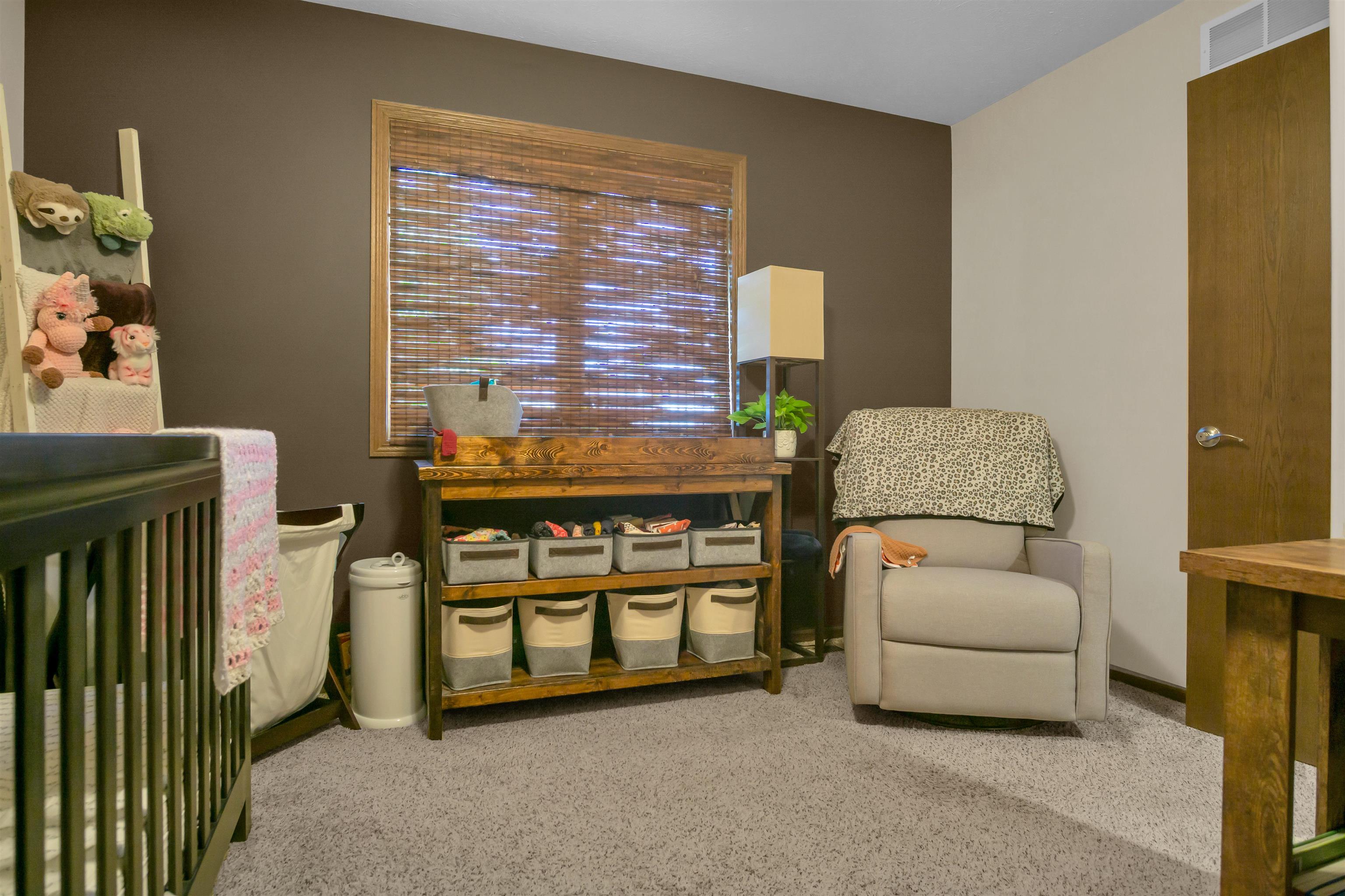 2005 E 58th Street, Kearney, Nebraska 68847, 5 Bedroom Bedrooms, ,2 BathroomBathrooms,Residential,for Sale,2005 E 58th Street,20261330