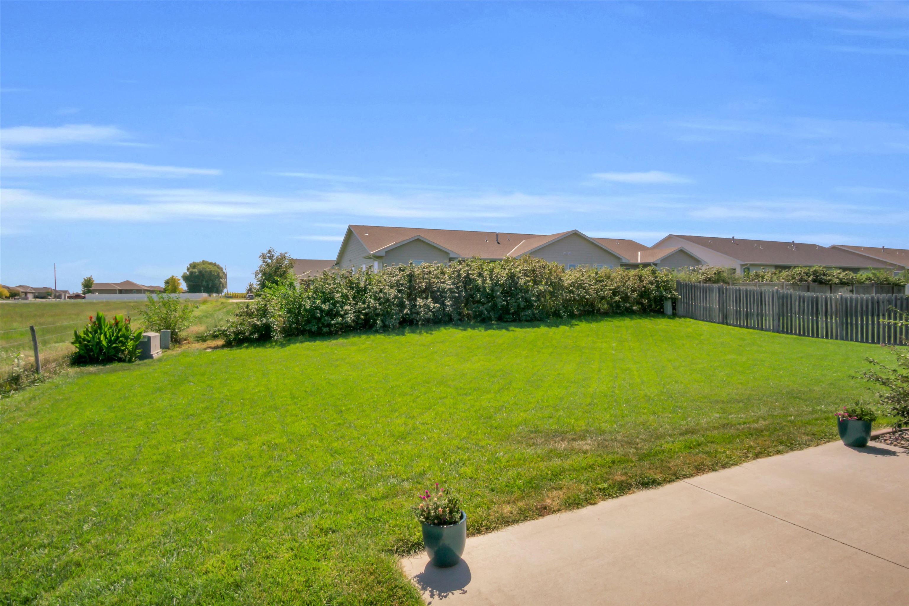 2005 E 58th Street, Kearney, Nebraska 68847, 5 Bedroom Bedrooms, ,2 BathroomBathrooms,Residential,for Sale,2005 E 58th Street,20261330