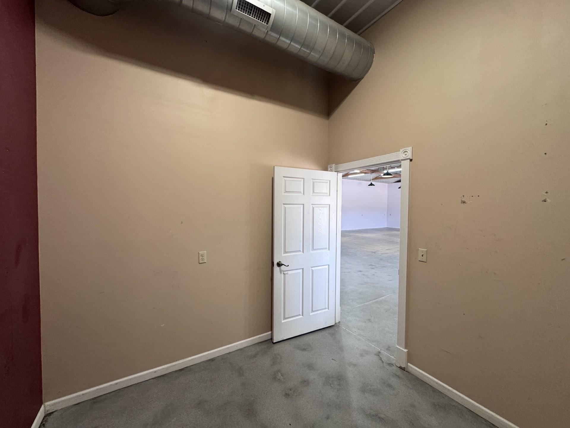75256 434 Road, Lexington, Nebraska 68850, ,5 BathroomBathrooms,Commercial/industrial,for Sale,75256 434 Road,20261332