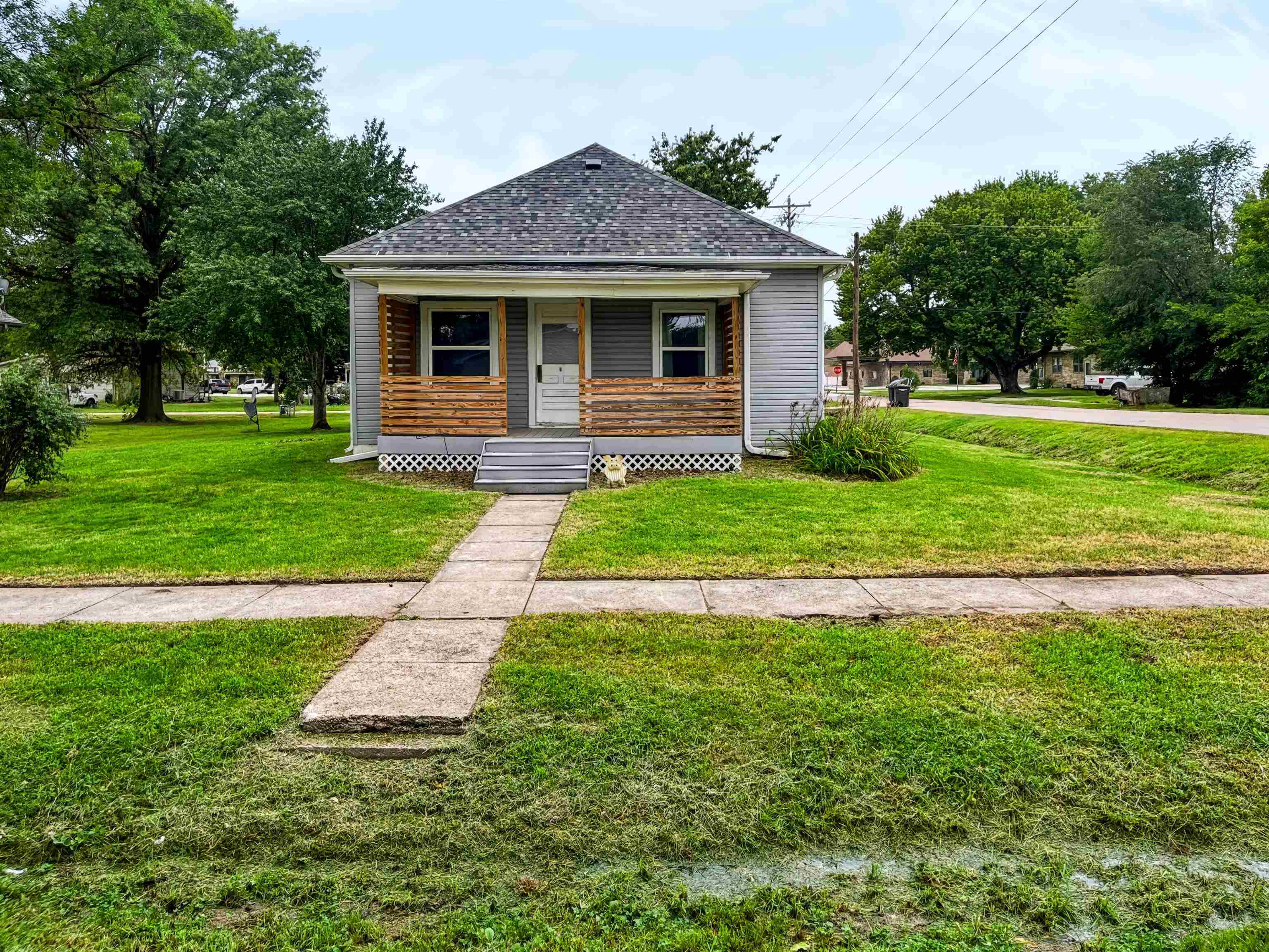 309 N Perkins Ave, Kenesaw, Nebraska 68956, 2 Bedroom Bedrooms, ,1 BathroomBathrooms,Residential,for Sale,309 N Perkins Ave,20261347