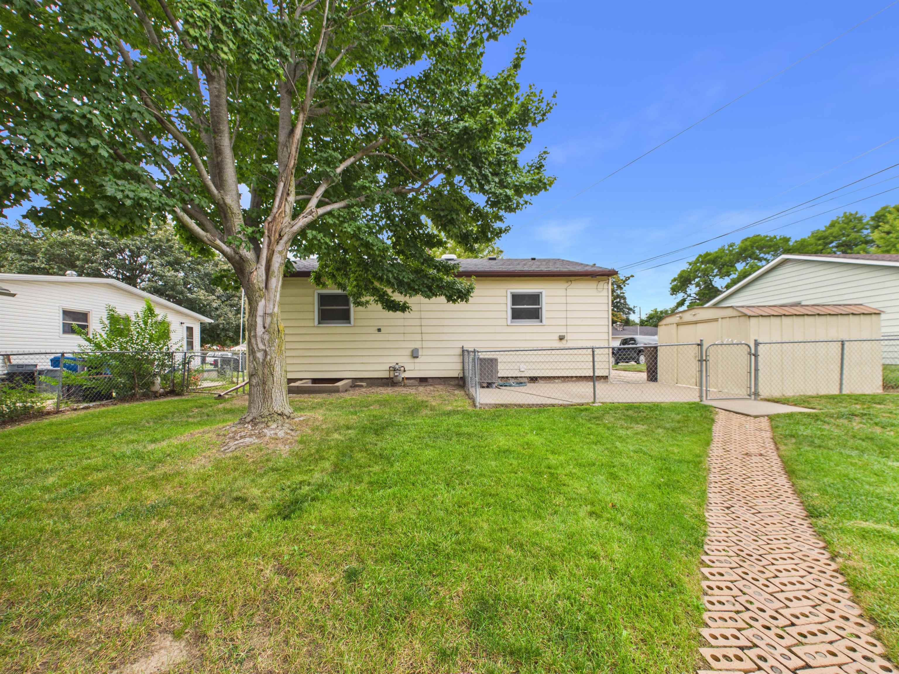 3803 E Ave, Kearney, Nebraska 68847, 2 Bedroom Bedrooms, ,1 BathroomBathrooms,Residential,for Sale,3803 E Ave,20261348