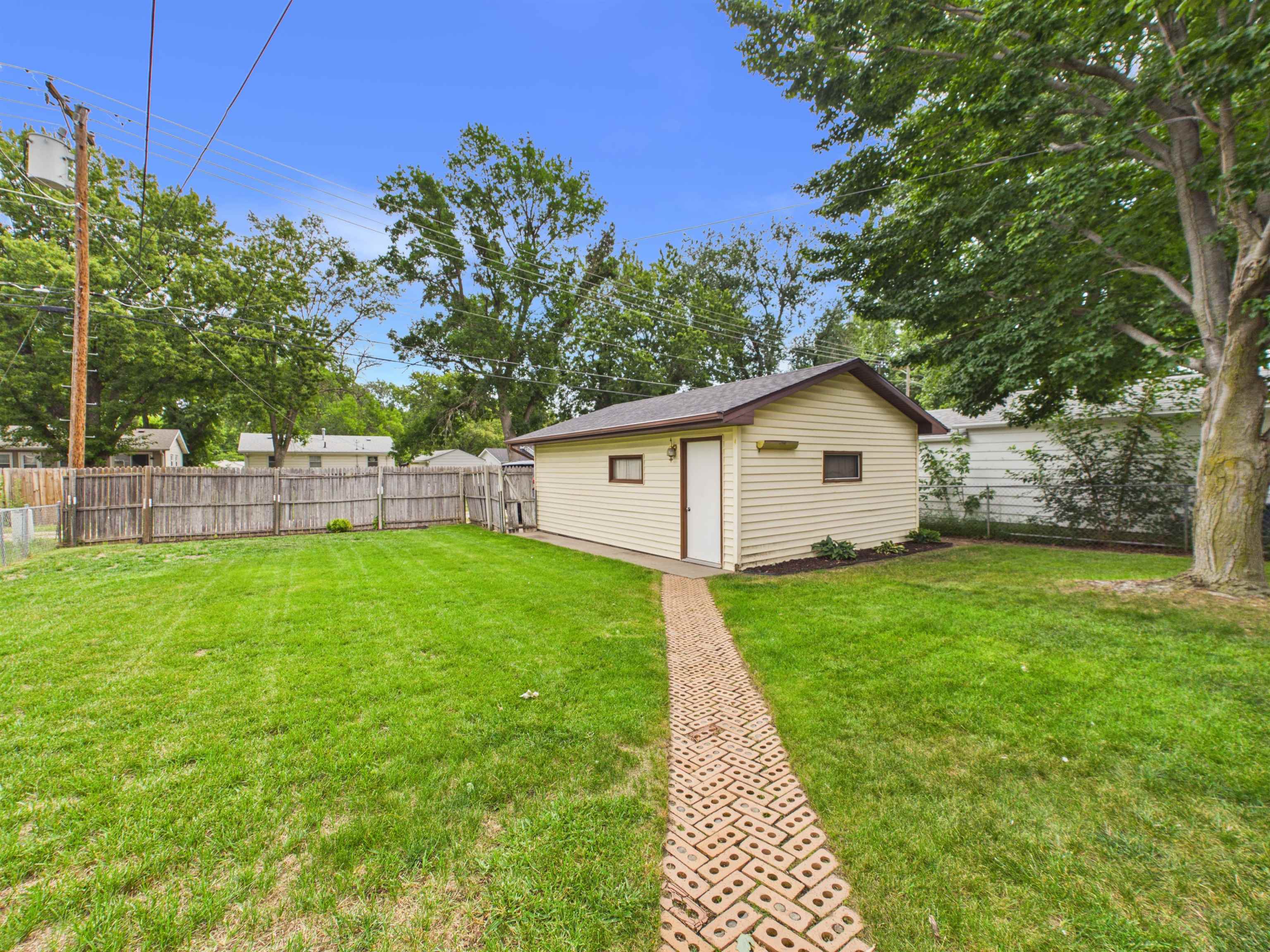 3803 E Ave, Kearney, Nebraska 68847, 2 Bedroom Bedrooms, ,1 BathroomBathrooms,Residential,for Sale,3803 E Ave,20261348