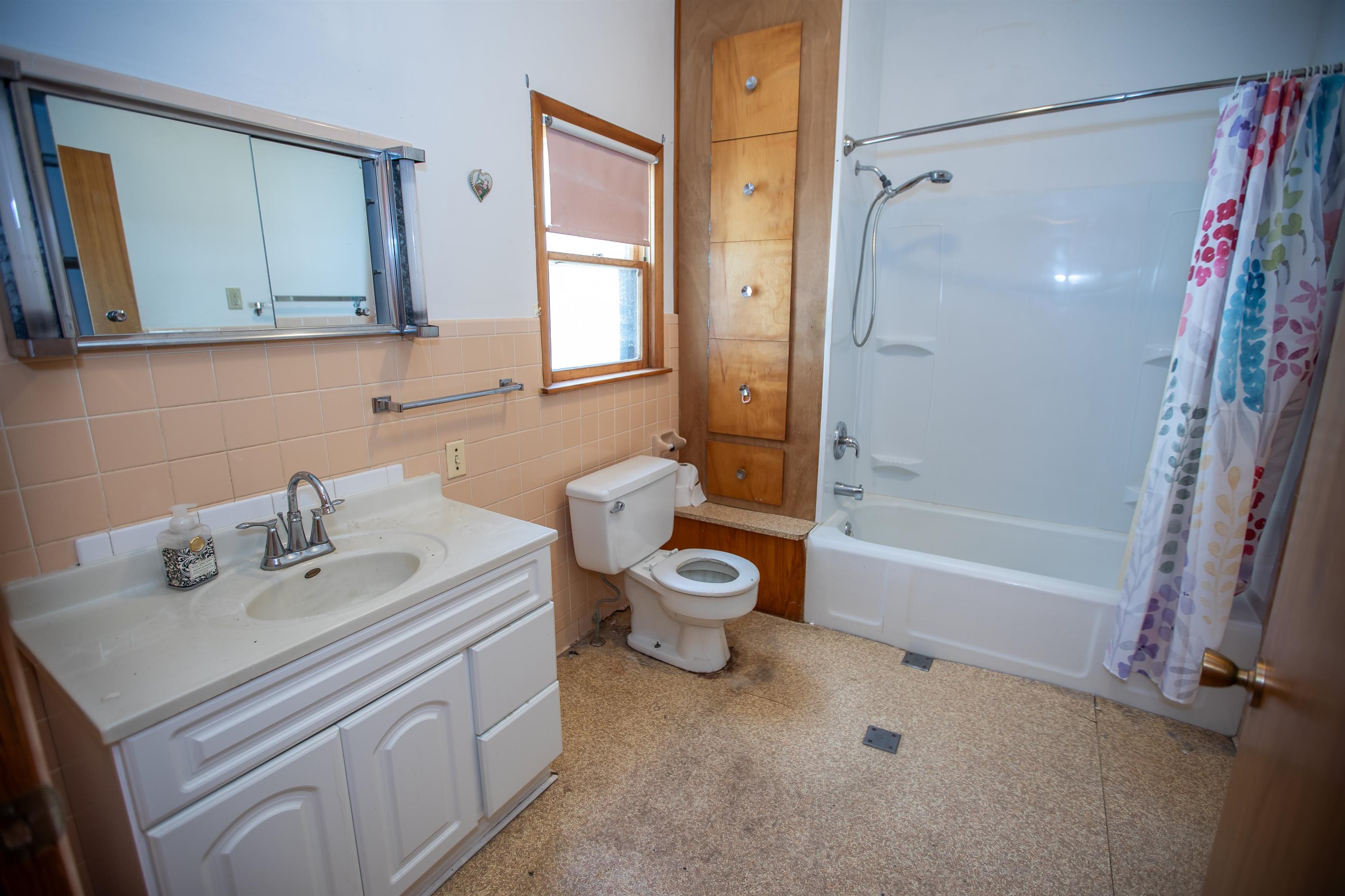 1202 O Street, Franklin, Nebraska 68939, 1 Bedroom Bedrooms, ,2 BathroomBathrooms,Residential,for Sale,1202 O Street,20261357