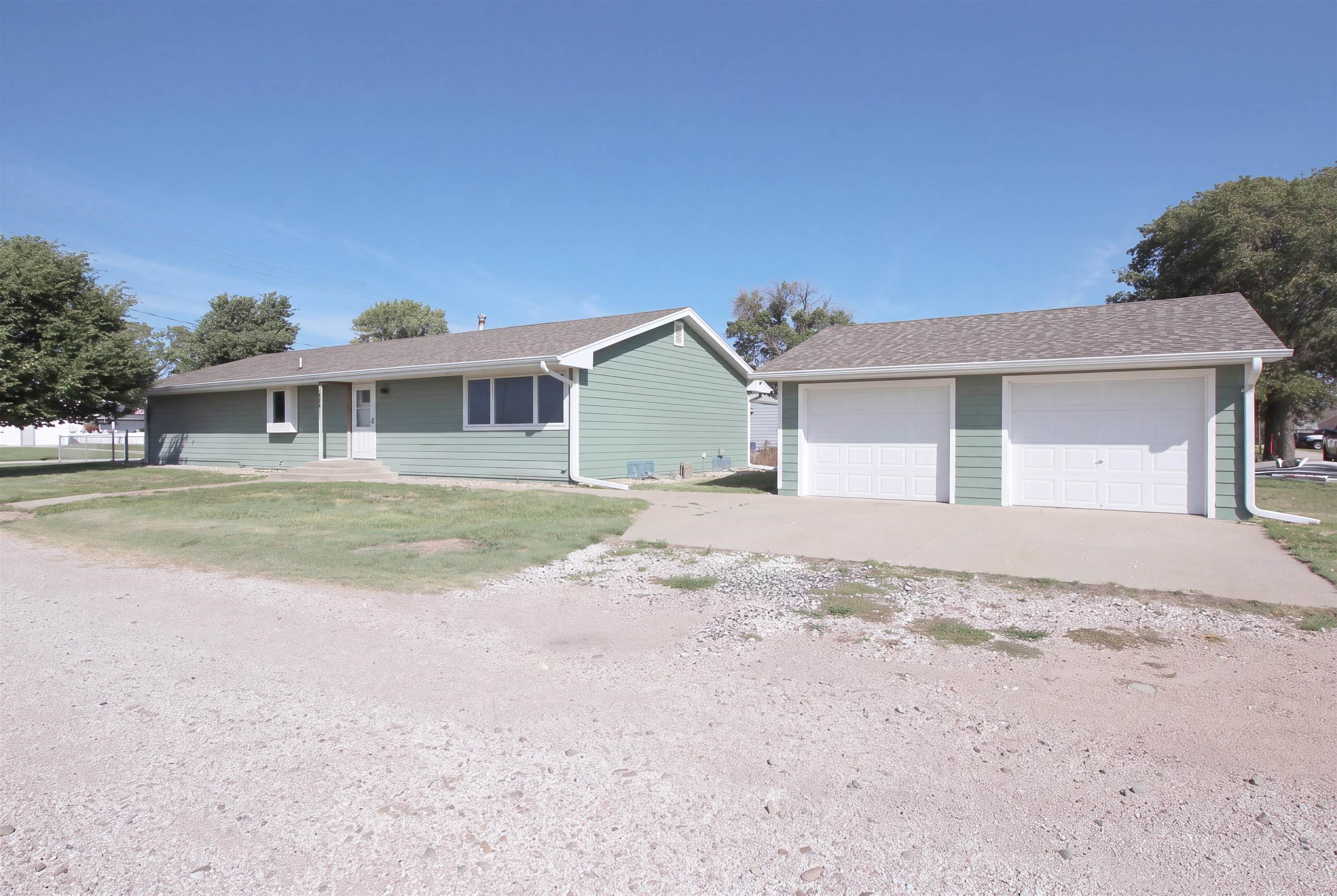 300 1st Avenue, Axtell, Nebraska 68924, 2 Bedroom Bedrooms, ,2 BathroomBathrooms,Residential,for Sale,300 1st Avenue,20261361