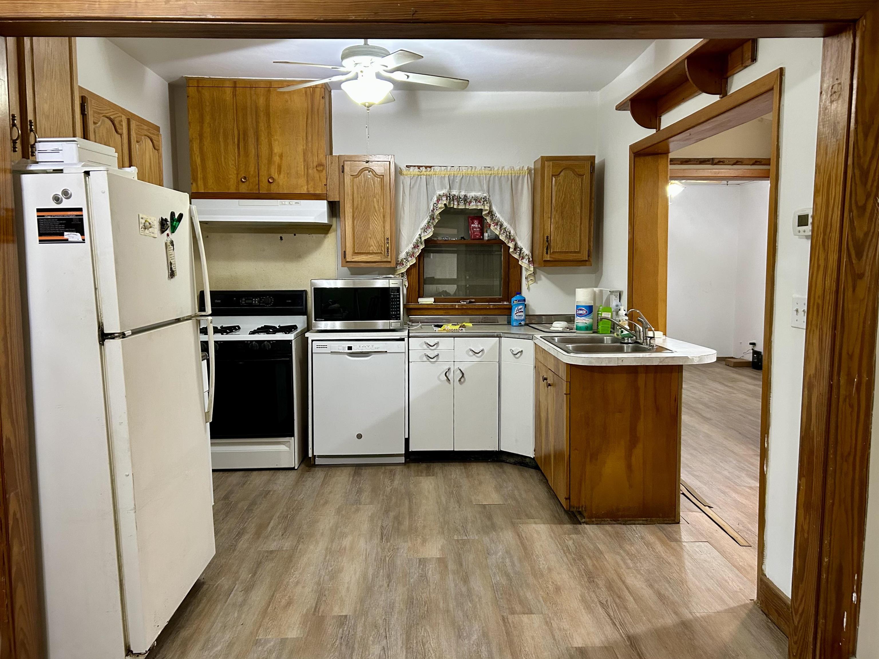 545 4th Avenue, Fairmont, Nebraska 68354, 2 Bedroom Bedrooms, ,2 BathroomBathrooms,Residential,for Sale,545 4th Avenue,20261363