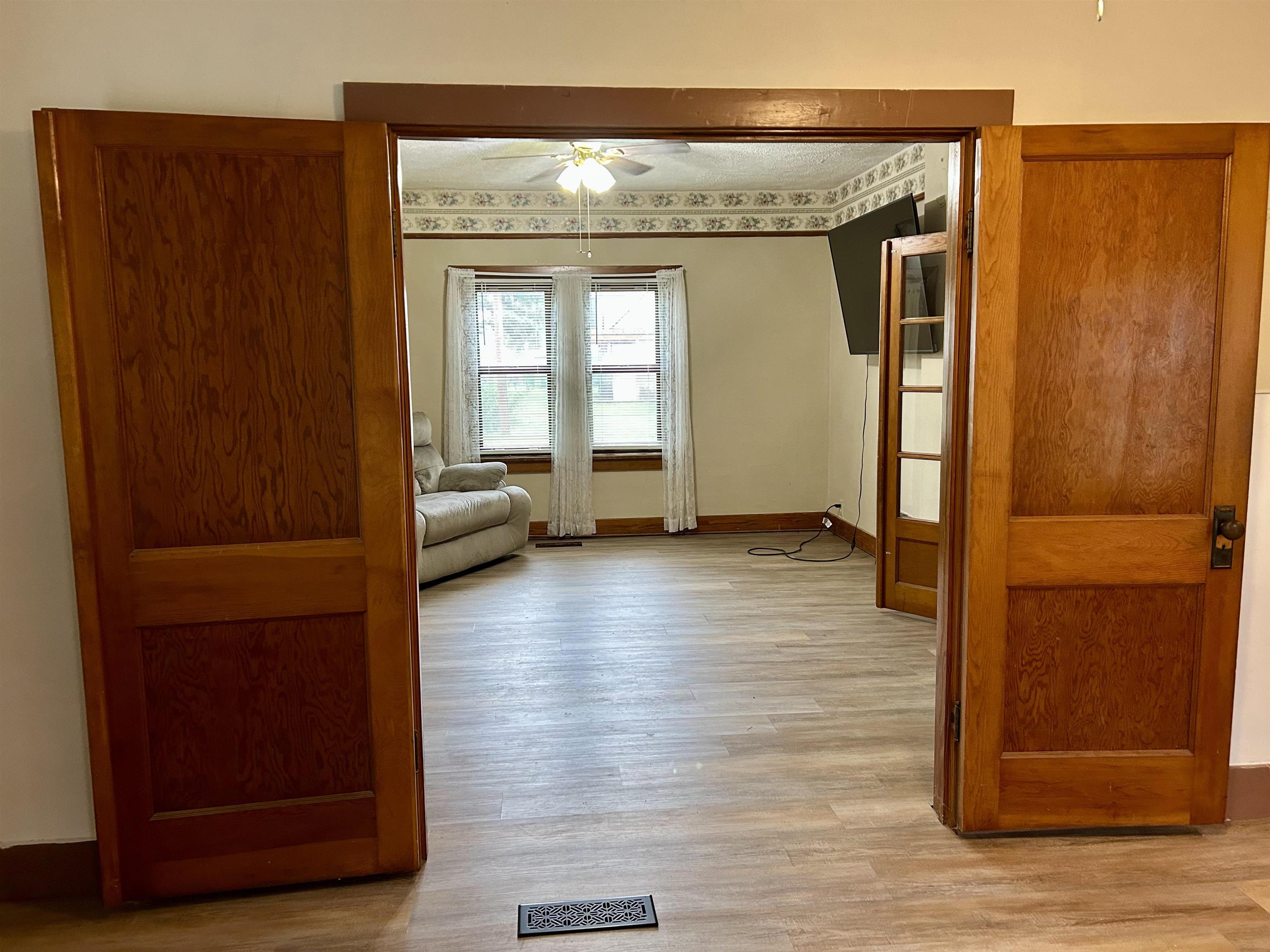 545 4th Avenue, Fairmont, Nebraska 68354, 2 Bedroom Bedrooms, ,2 BathroomBathrooms,Residential,for Sale,545 4th Avenue,20261363