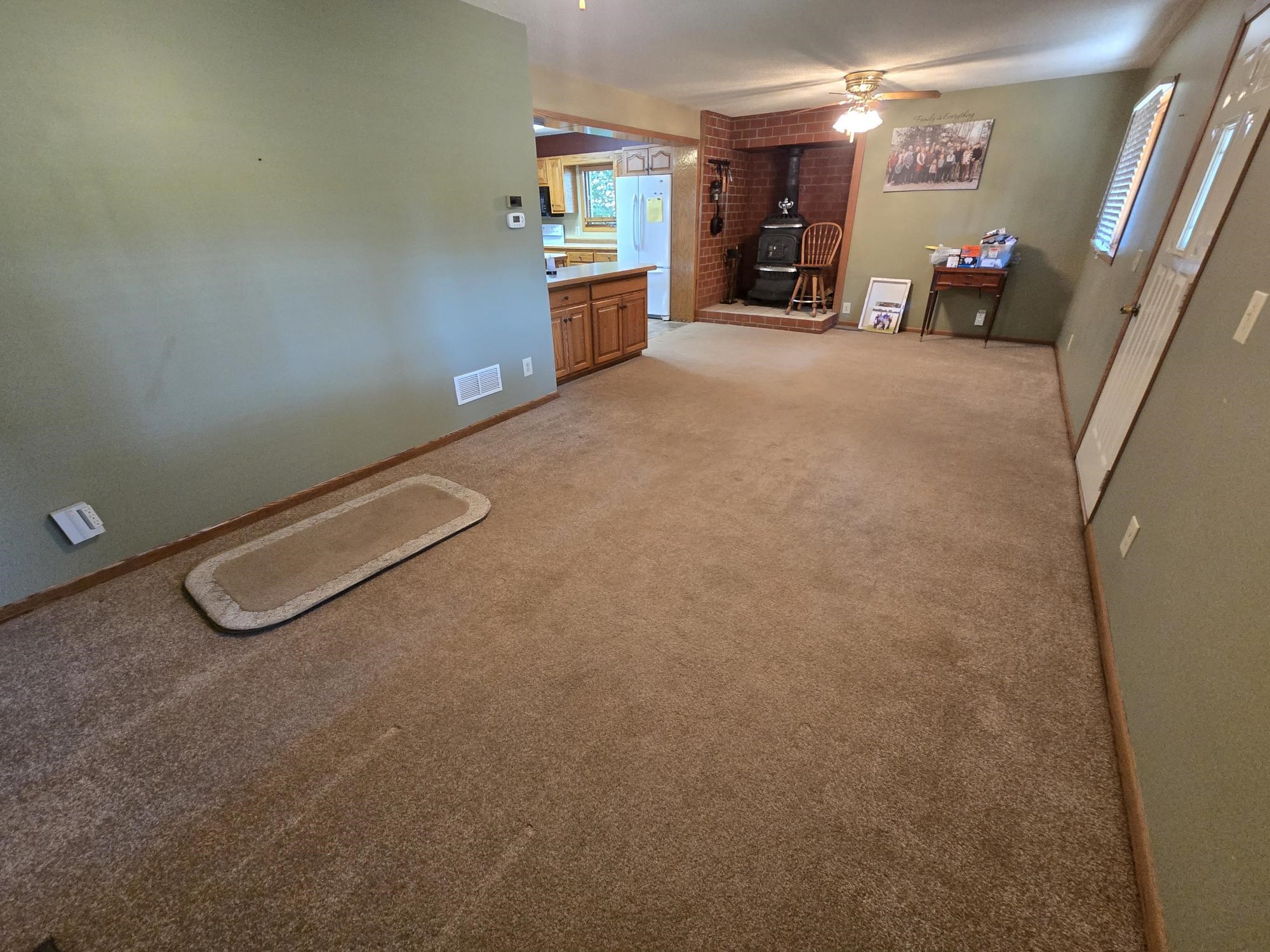 208 Lincoln Avenue, Shelton, Nebraska 68876, 3 Bedroom Bedrooms, ,2 BathroomBathrooms,Residential,for Sale,208 Lincoln Avenue,20261223