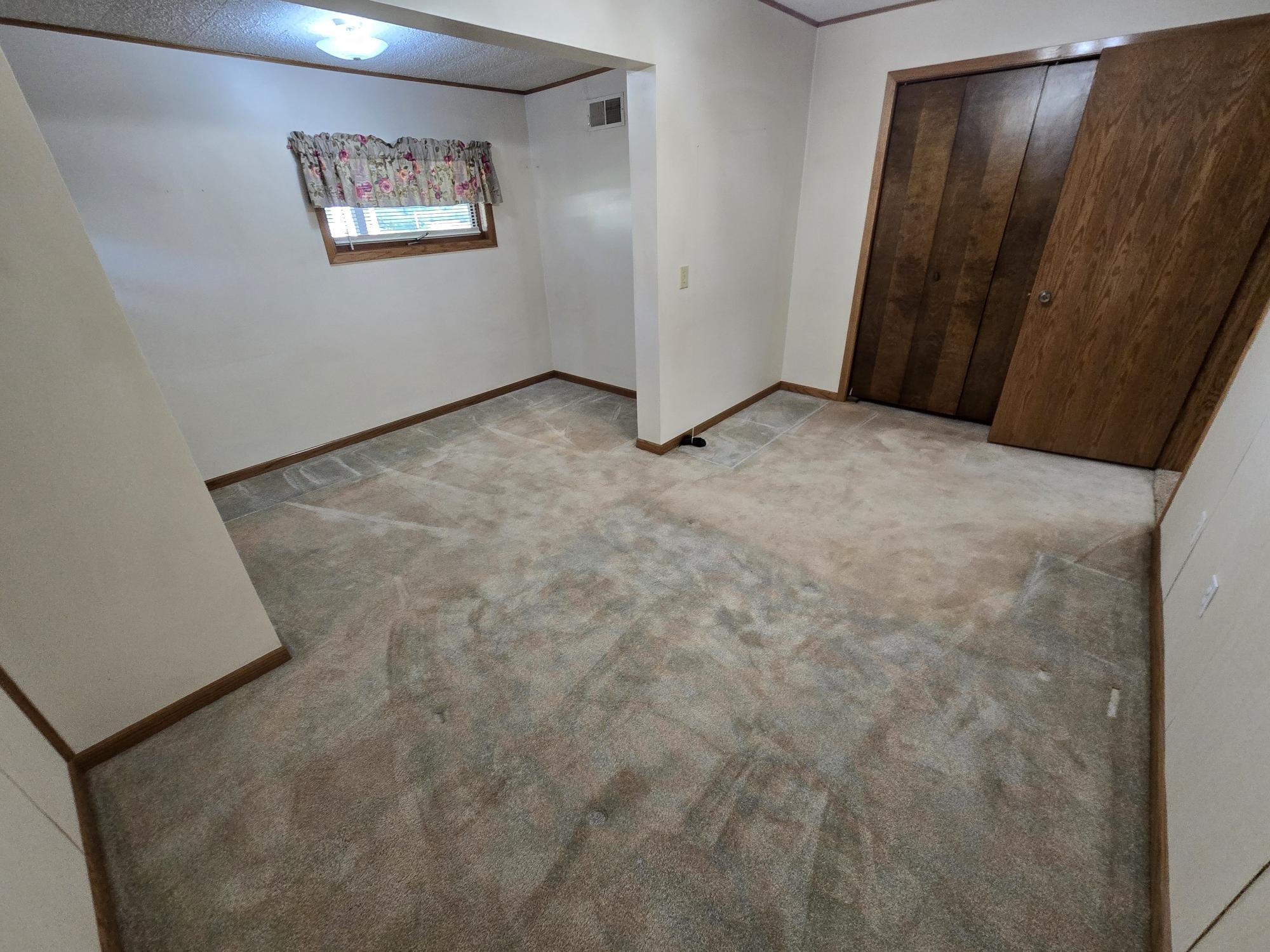 208 Lincoln Avenue, Shelton, Nebraska 68876, 3 Bedroom Bedrooms, ,2 BathroomBathrooms,Residential,for Sale,208 Lincoln Avenue,20261223