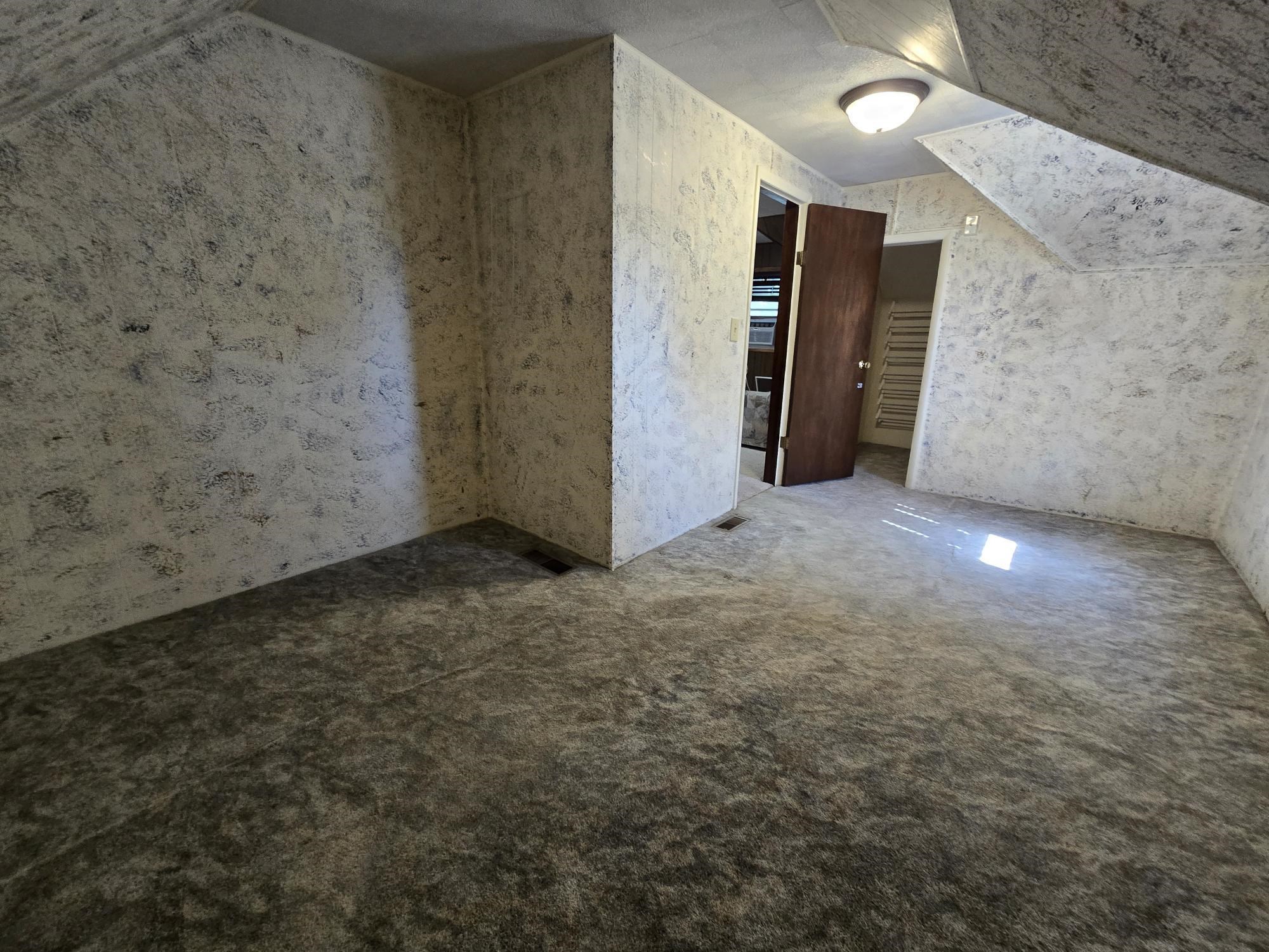 208 Lincoln Avenue, Shelton, Nebraska 68876, 3 Bedroom Bedrooms, ,2 BathroomBathrooms,Residential,for Sale,208 Lincoln Avenue,20261223