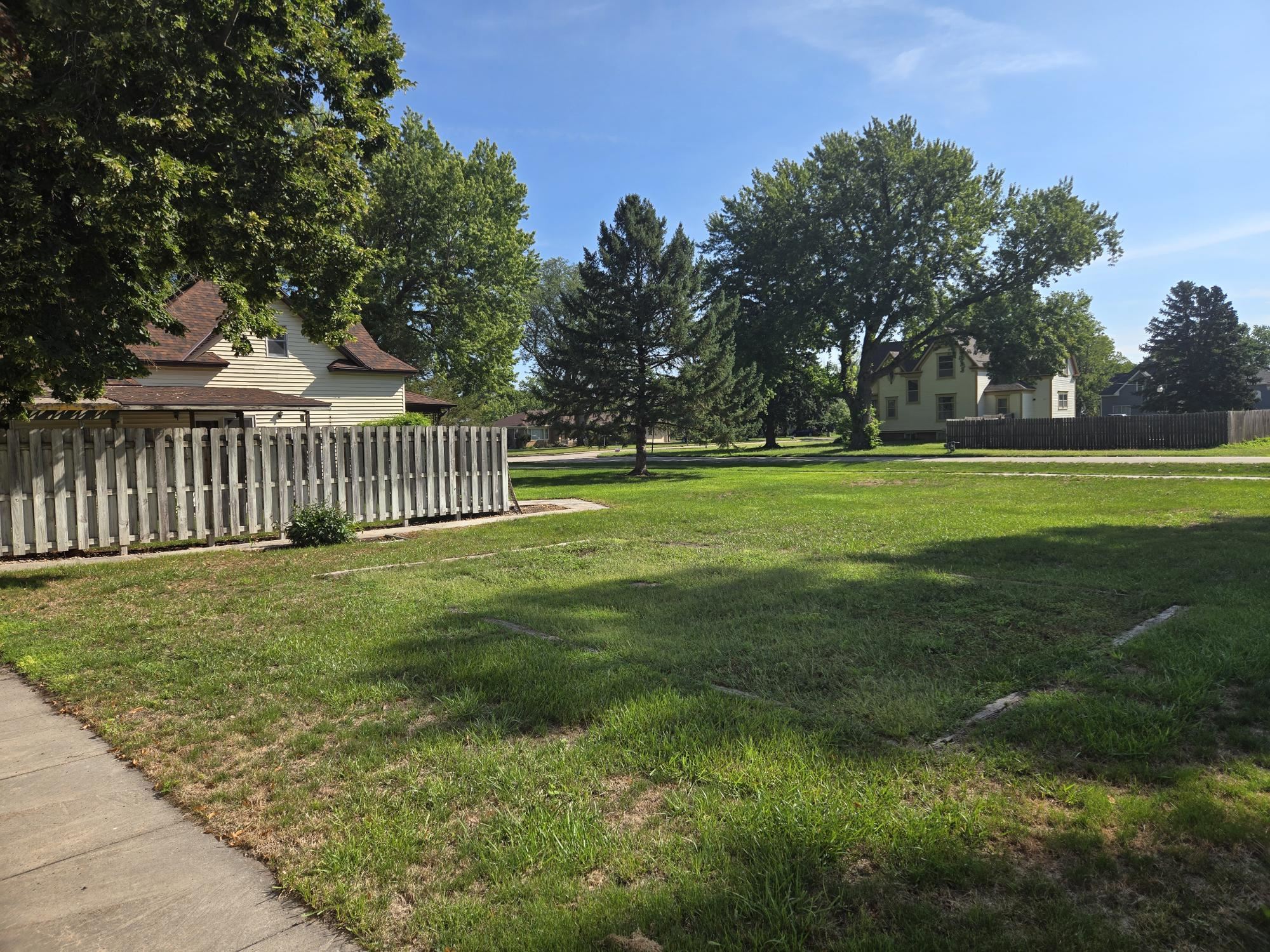 208 Lincoln Avenue, Shelton, Nebraska 68876, 3 Bedroom Bedrooms, ,2 BathroomBathrooms,Residential,for Sale,208 Lincoln Avenue,20261223