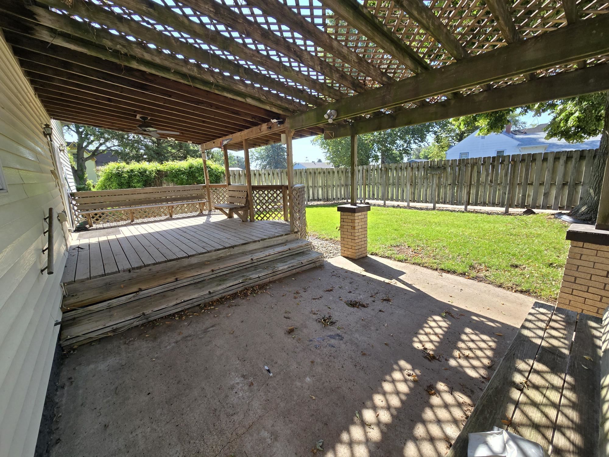 208 Lincoln Avenue, Shelton, Nebraska 68876, 3 Bedroom Bedrooms, ,2 BathroomBathrooms,Residential,for Sale,208 Lincoln Avenue,20261223