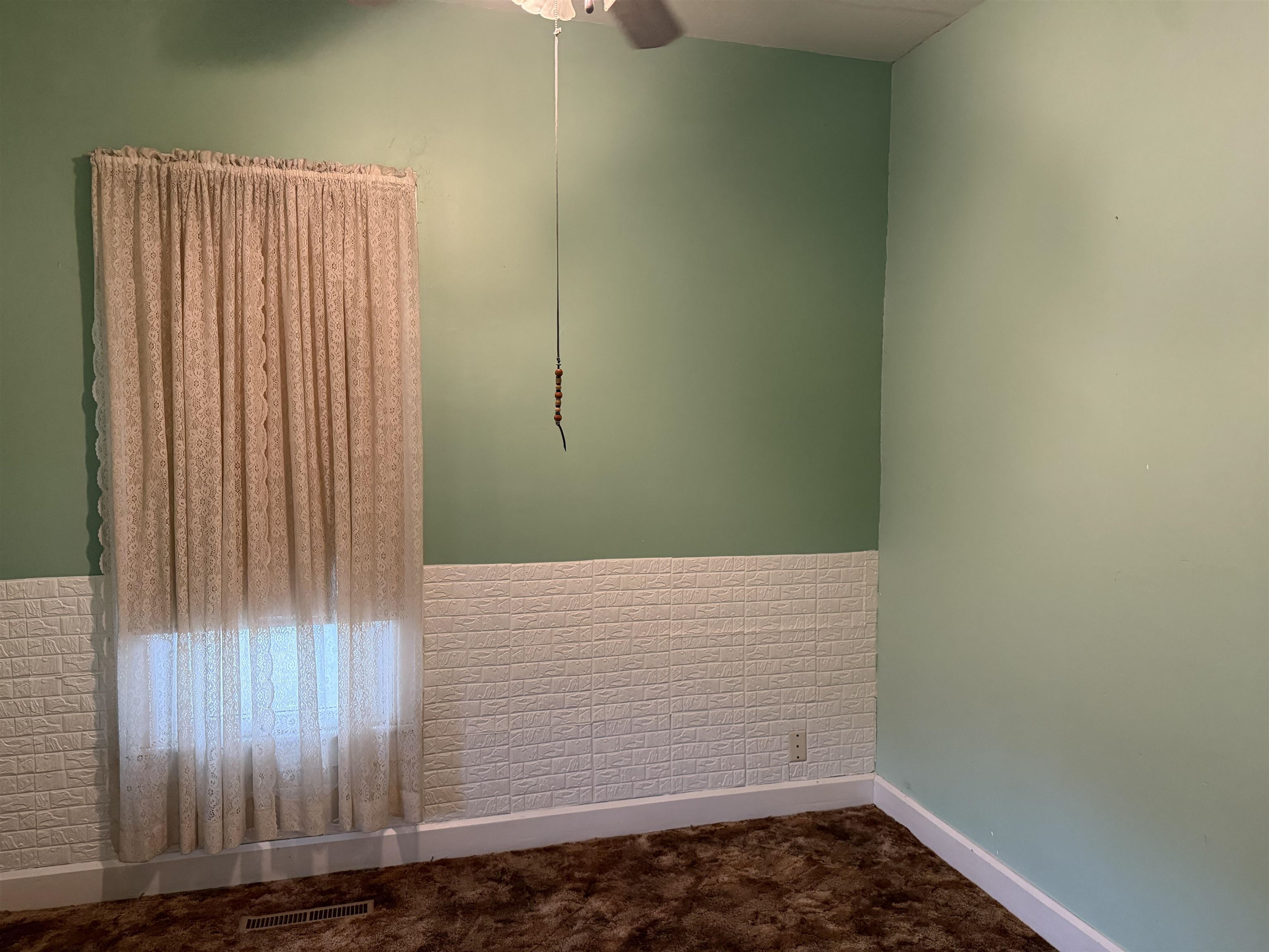 119 W Cedar Street, Pleasanton, Nebraska 68866, 2 Bedroom Bedrooms, ,1 BathroomBathrooms,Residential,for Sale,119 W Cedar Street,20261367