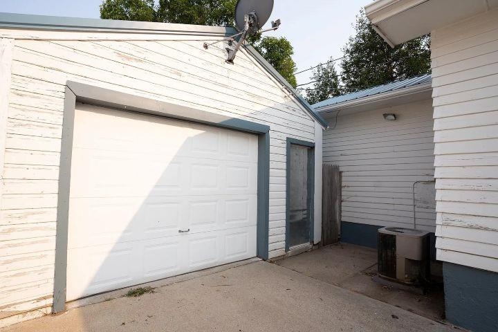 509 W 7th Street, McCook, Nebraska 69001, 2 Bedroom Bedrooms, ,2 BathroomBathrooms,Residential,for Sale,509 W 7th Street,20261371