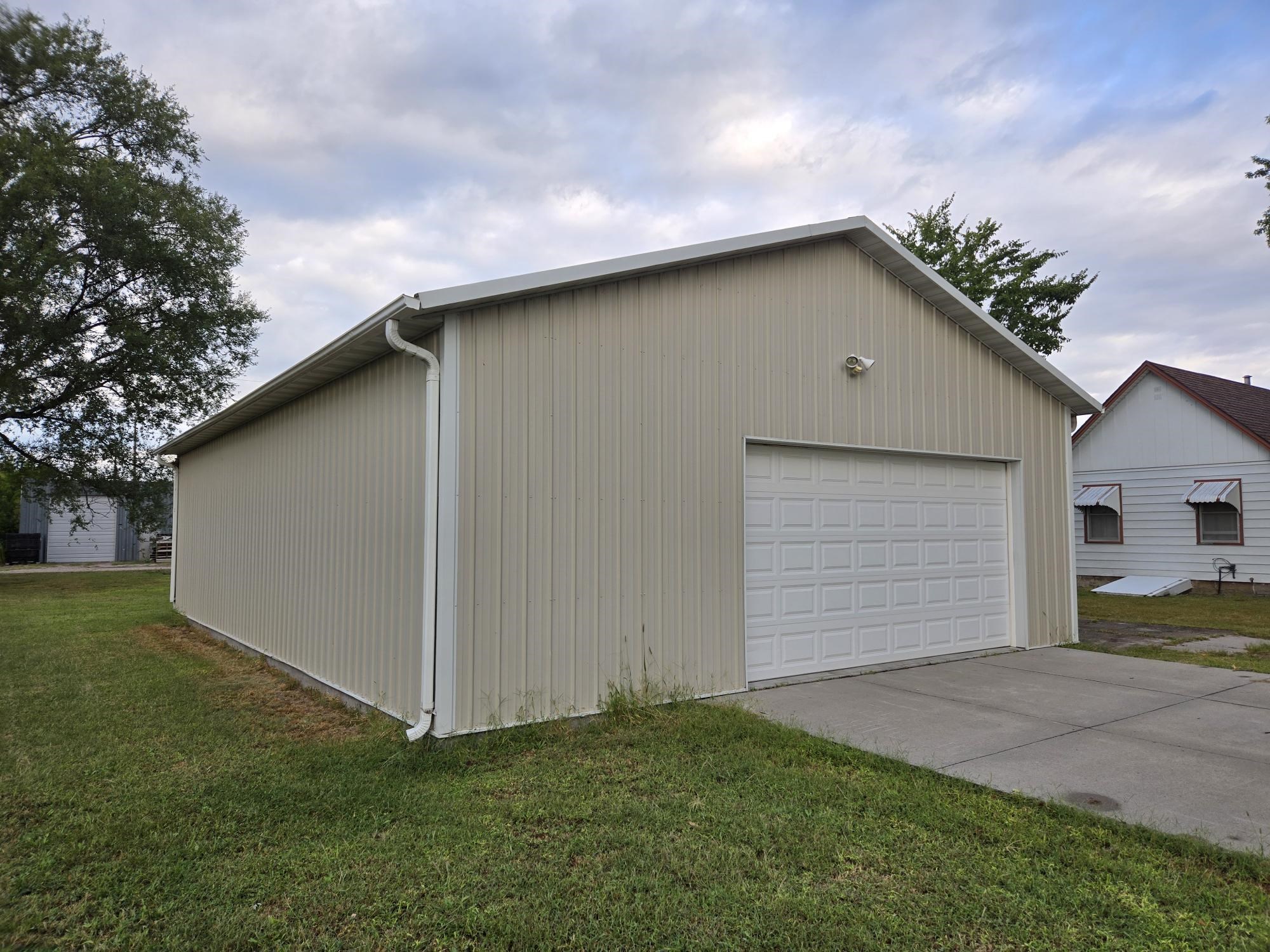 504 Lincoln Ave, Shelton, Nebraska 68876, 2 Bedroom Bedrooms, ,1 BathroomBathrooms,Residential,for Sale,504 Lincoln Ave,20261370