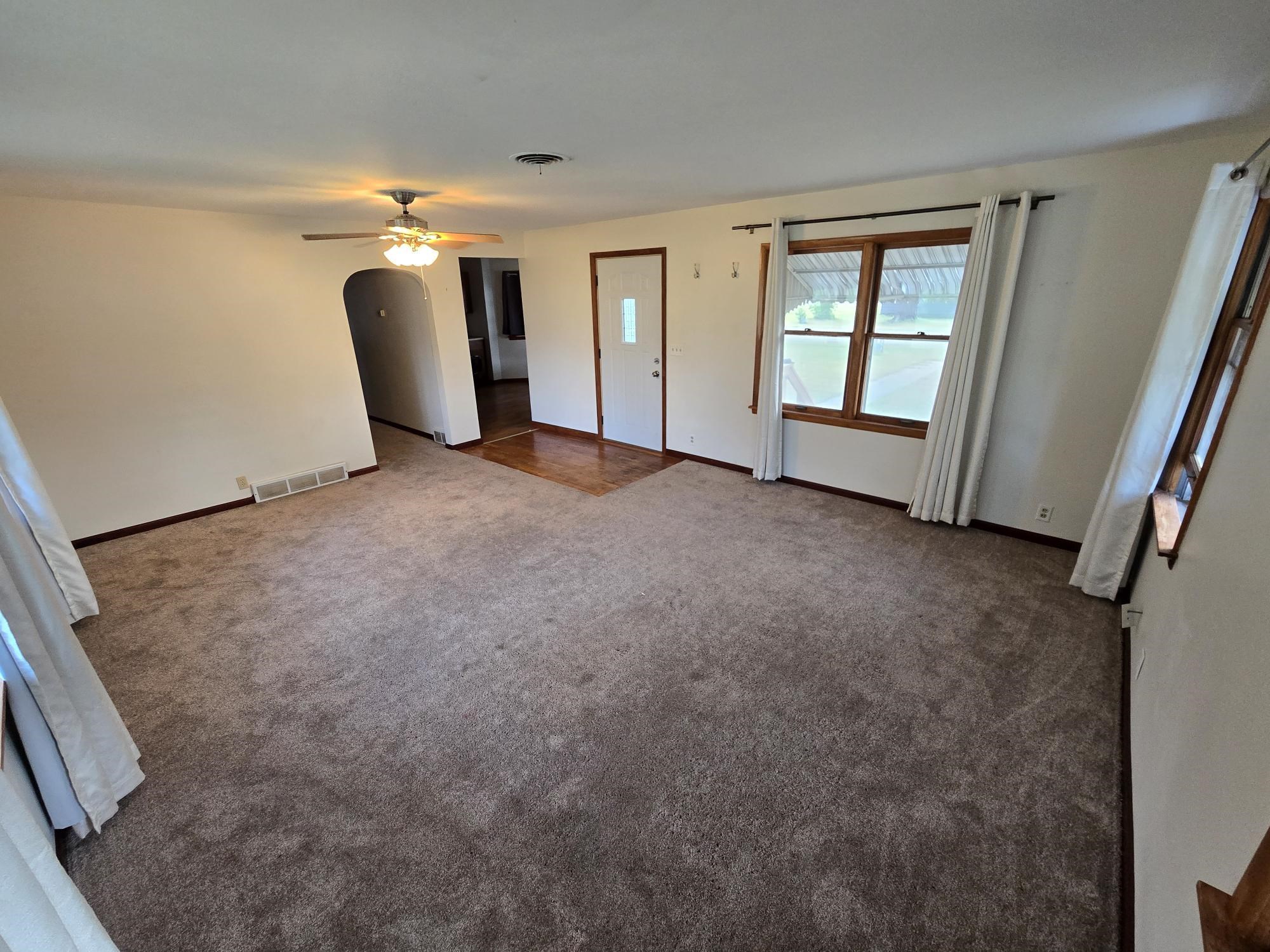 504 Lincoln Ave, Shelton, Nebraska 68876, 2 Bedroom Bedrooms, ,1 BathroomBathrooms,Residential,for Sale,504 Lincoln Ave,20261370