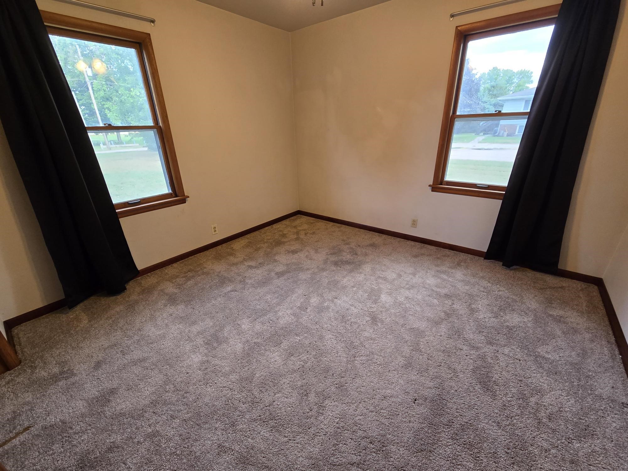 504 Lincoln Ave, Shelton, Nebraska 68876, 2 Bedroom Bedrooms, ,1 BathroomBathrooms,Residential,for Sale,504 Lincoln Ave,20261370