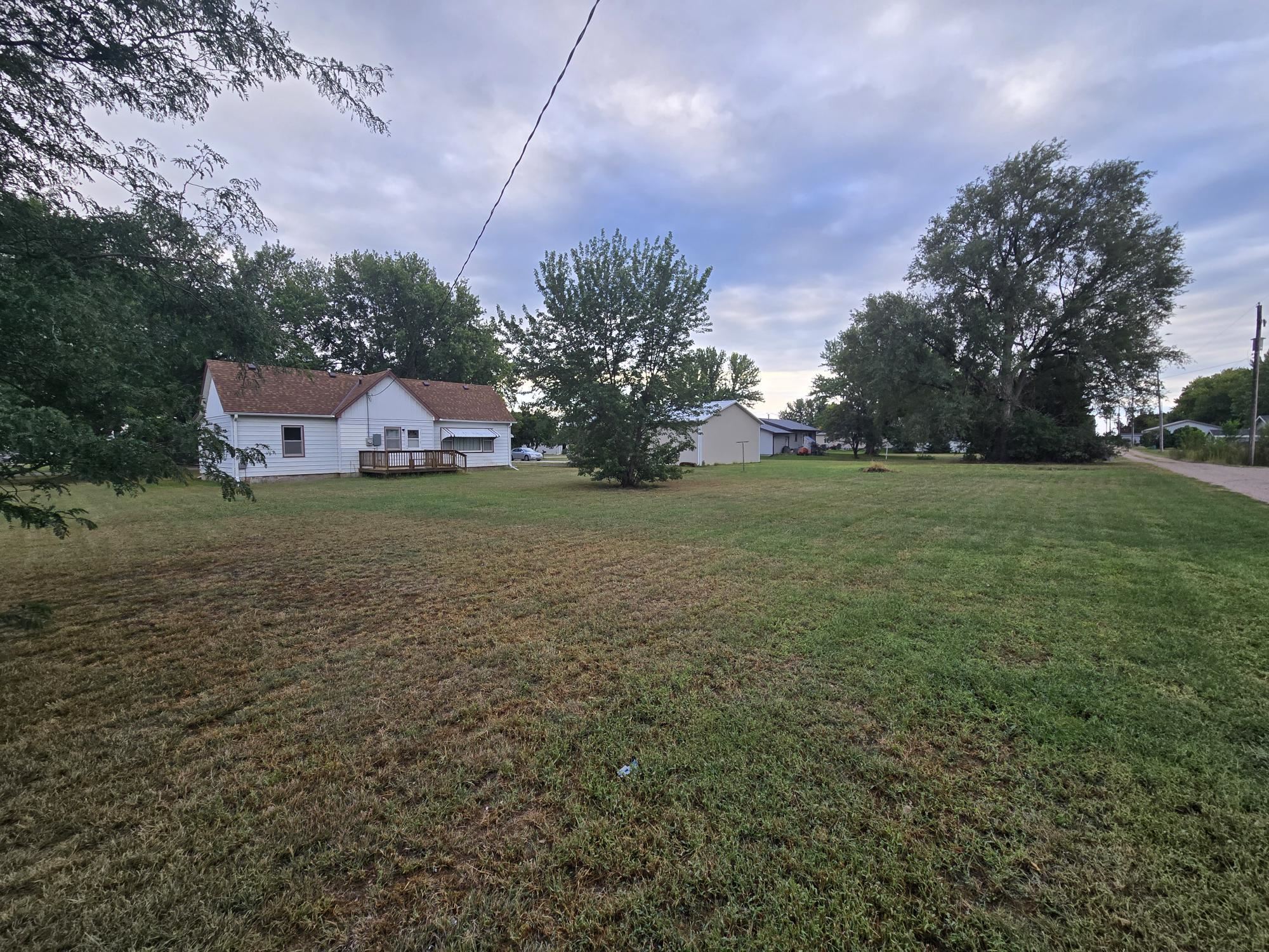504 Lincoln Ave, Shelton, Nebraska 68876, 2 Bedroom Bedrooms, ,1 BathroomBathrooms,Residential,for Sale,504 Lincoln Ave,20261370