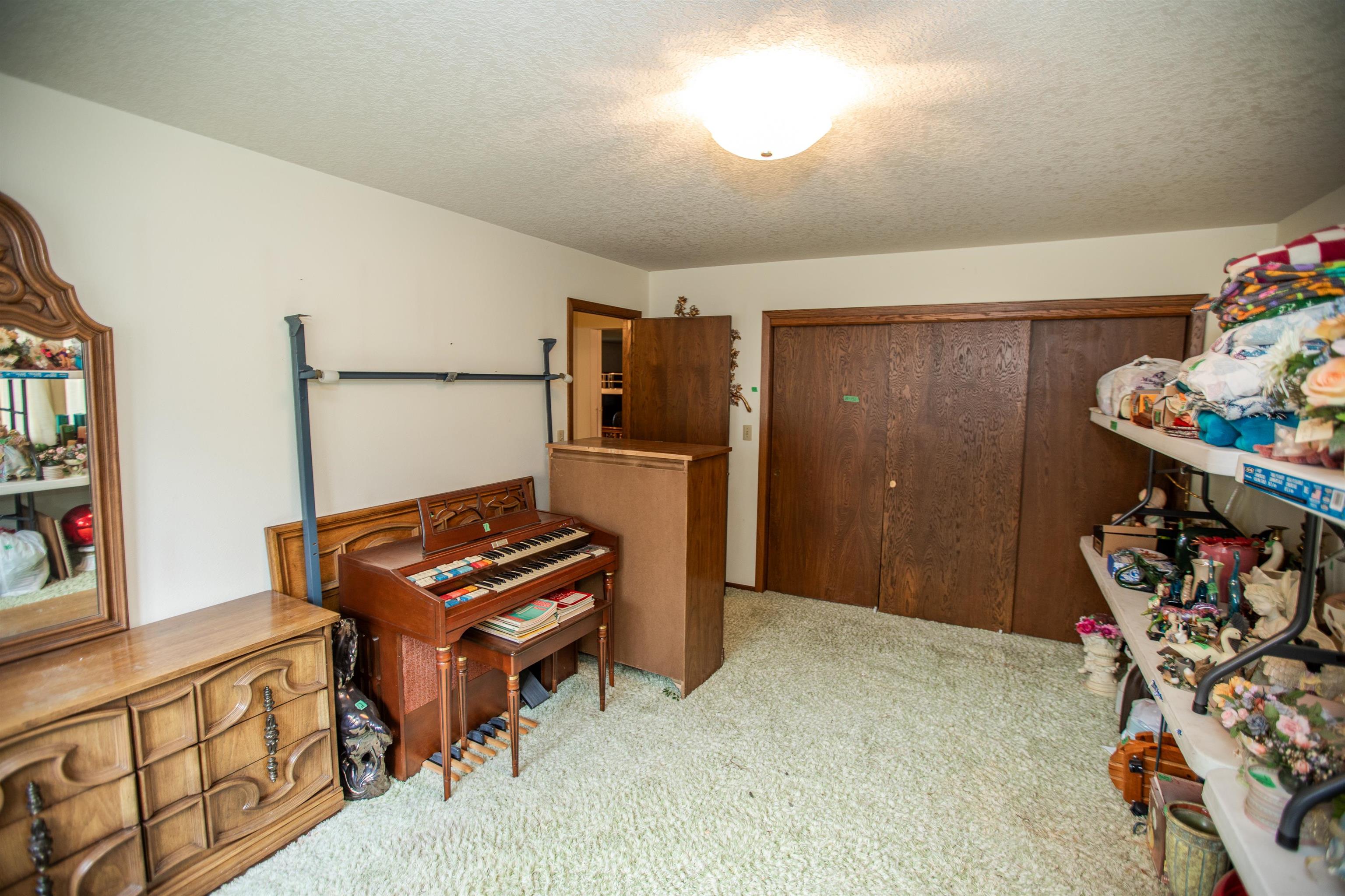 1209 Blaine St, Holdrege, Nebraska 68949, 2 Bedroom Bedrooms, ,2 BathroomBathrooms,Residential,for Sale,1209 Blaine St,20261369