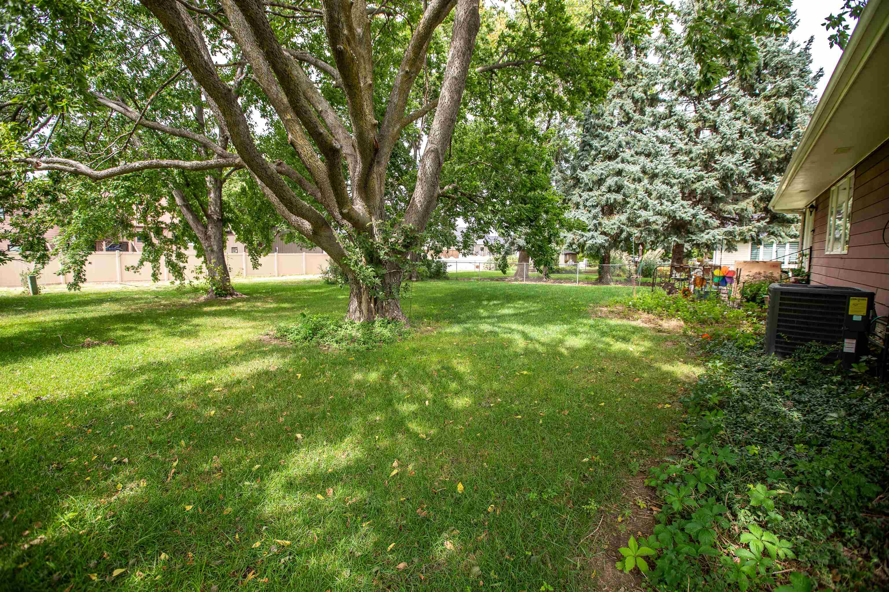 1209 Blaine St, Holdrege, Nebraska 68949, 2 Bedroom Bedrooms, ,2 BathroomBathrooms,Residential,for Sale,1209 Blaine St,20261369