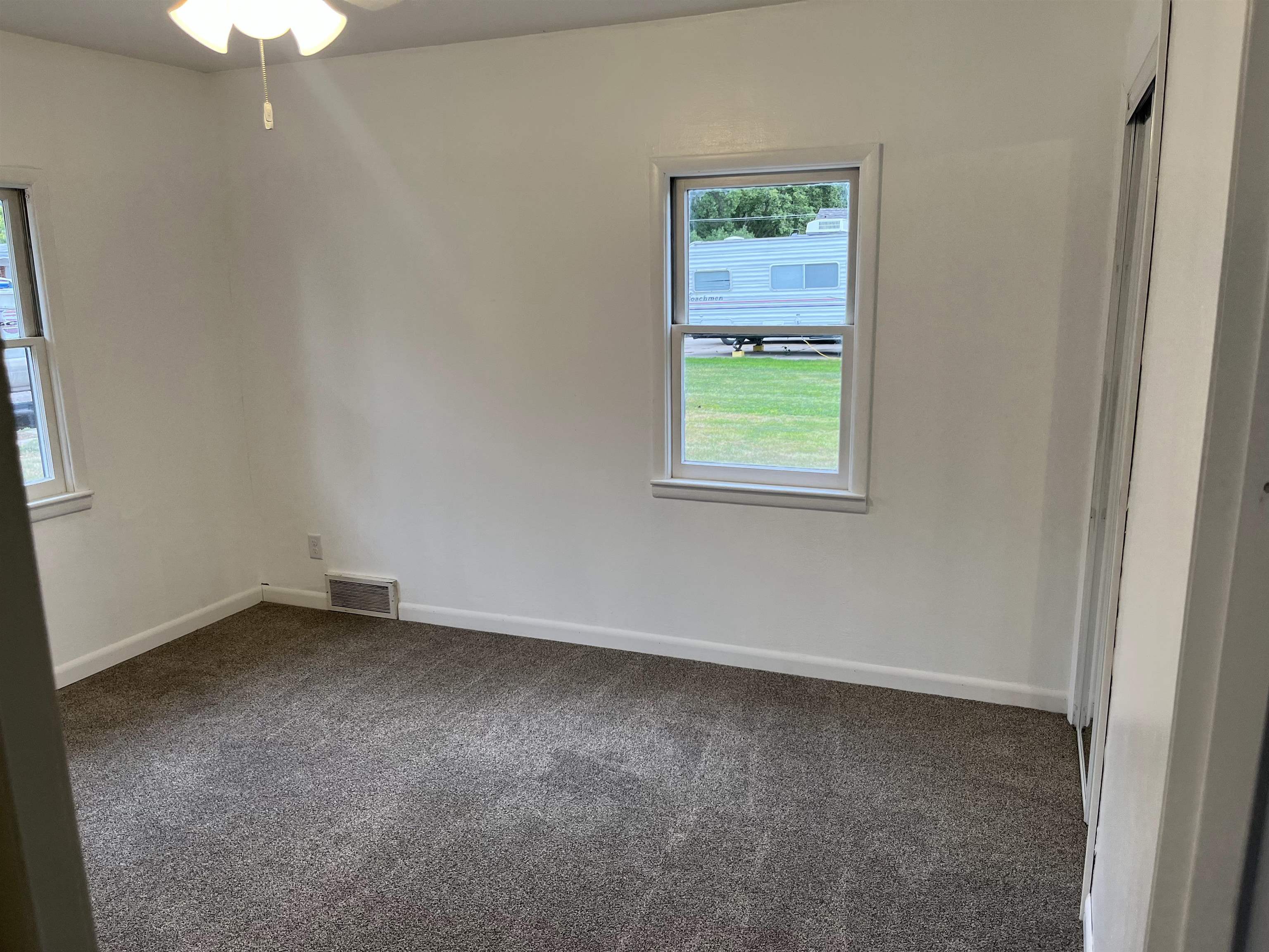 415 N Bond Street, Elm Creek, Nebraska 68836, 2 Bedroom Bedrooms, ,1 BathroomBathrooms,Residential,for Sale,415 N Bond Street,20261376