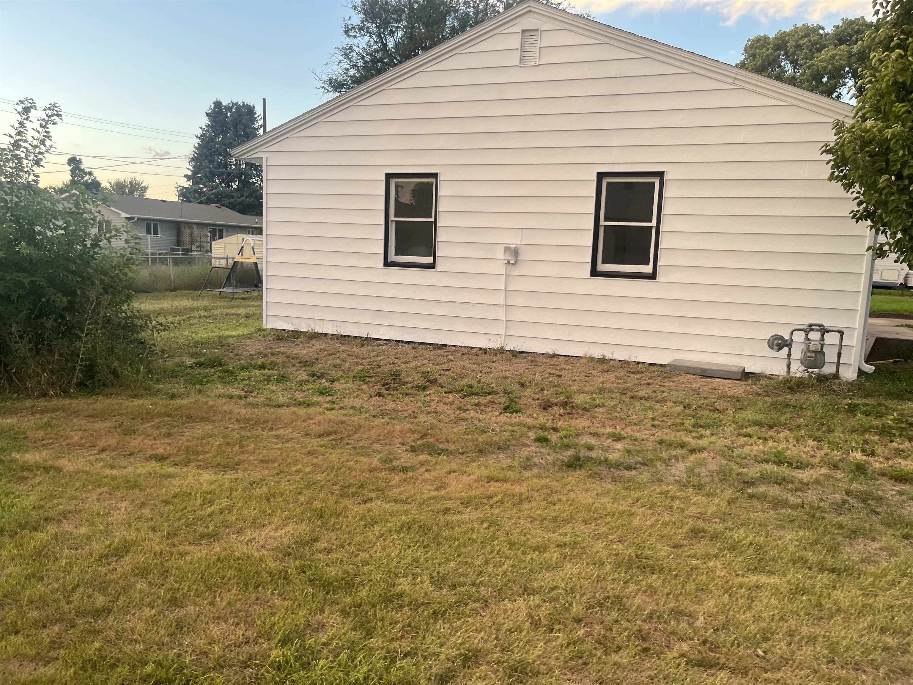 415 N Bond Street, Elm Creek, Nebraska 68836, 2 Bedroom Bedrooms, ,1 BathroomBathrooms,Residential,for Sale,415 N Bond Street,20261376