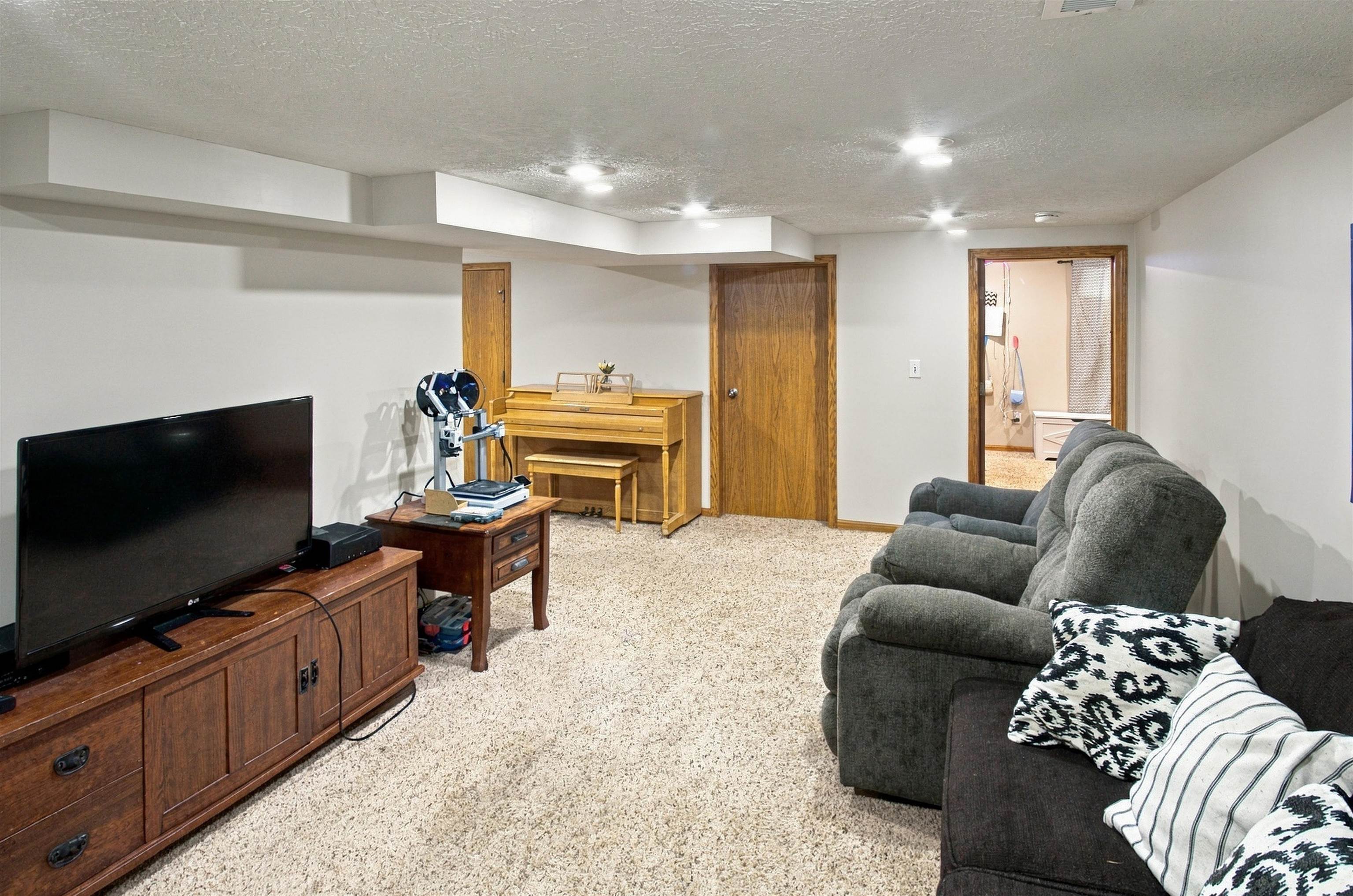 517 E 2nd Street, Minden, Nebraska 68959, 3 Bedroom Bedrooms, ,2 BathroomBathrooms,Residential,for Sale,517 E 2nd Street,20261377