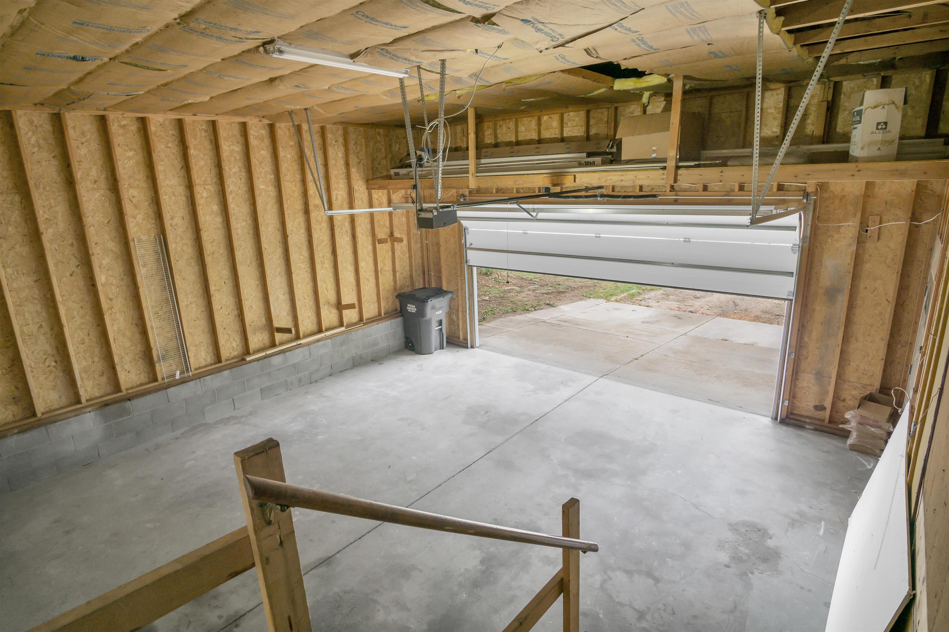 106 Cedar Street, Kearney, Nebraska 68845, 5 Bedroom Bedrooms, ,2 BathroomBathrooms,Residential,for Sale,106 Cedar Street,20261381