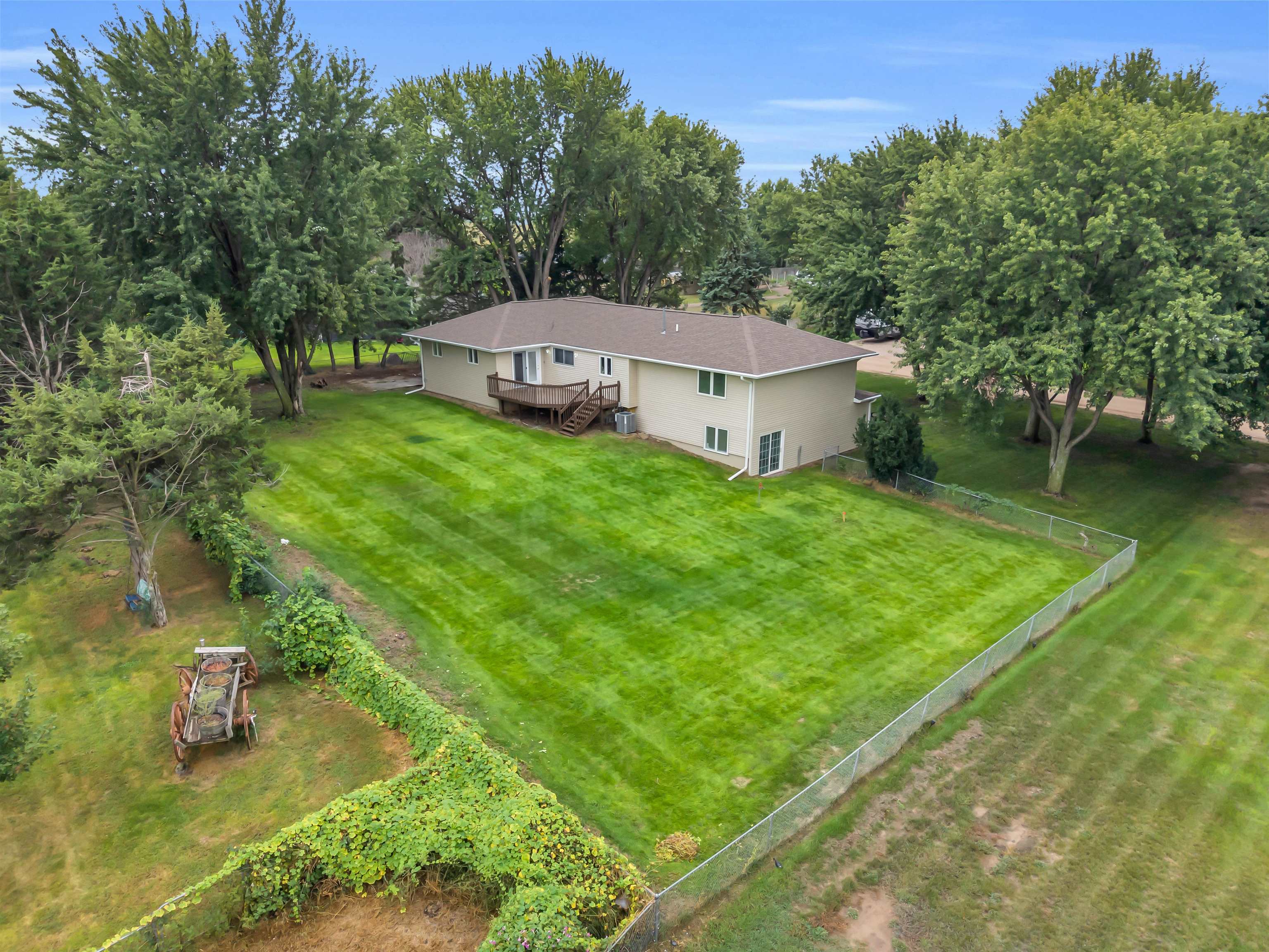 106 Cedar Street, Kearney, Nebraska 68845, 5 Bedroom Bedrooms, ,2 BathroomBathrooms,Residential,for Sale,106 Cedar Street,20261381