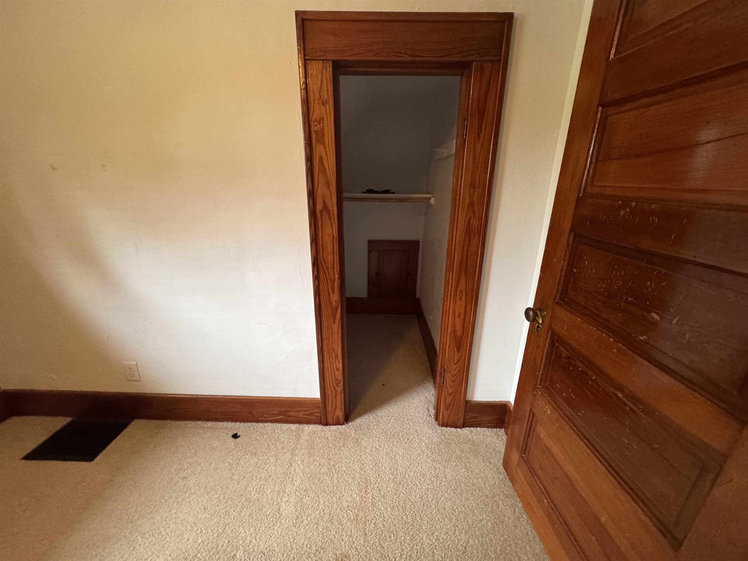 112 N Center Street, Clay Center, Nebraska 68933, 5 Bedroom Bedrooms, ,2 BathroomBathrooms,Residential,for Sale,112 N Center Street,20261386
