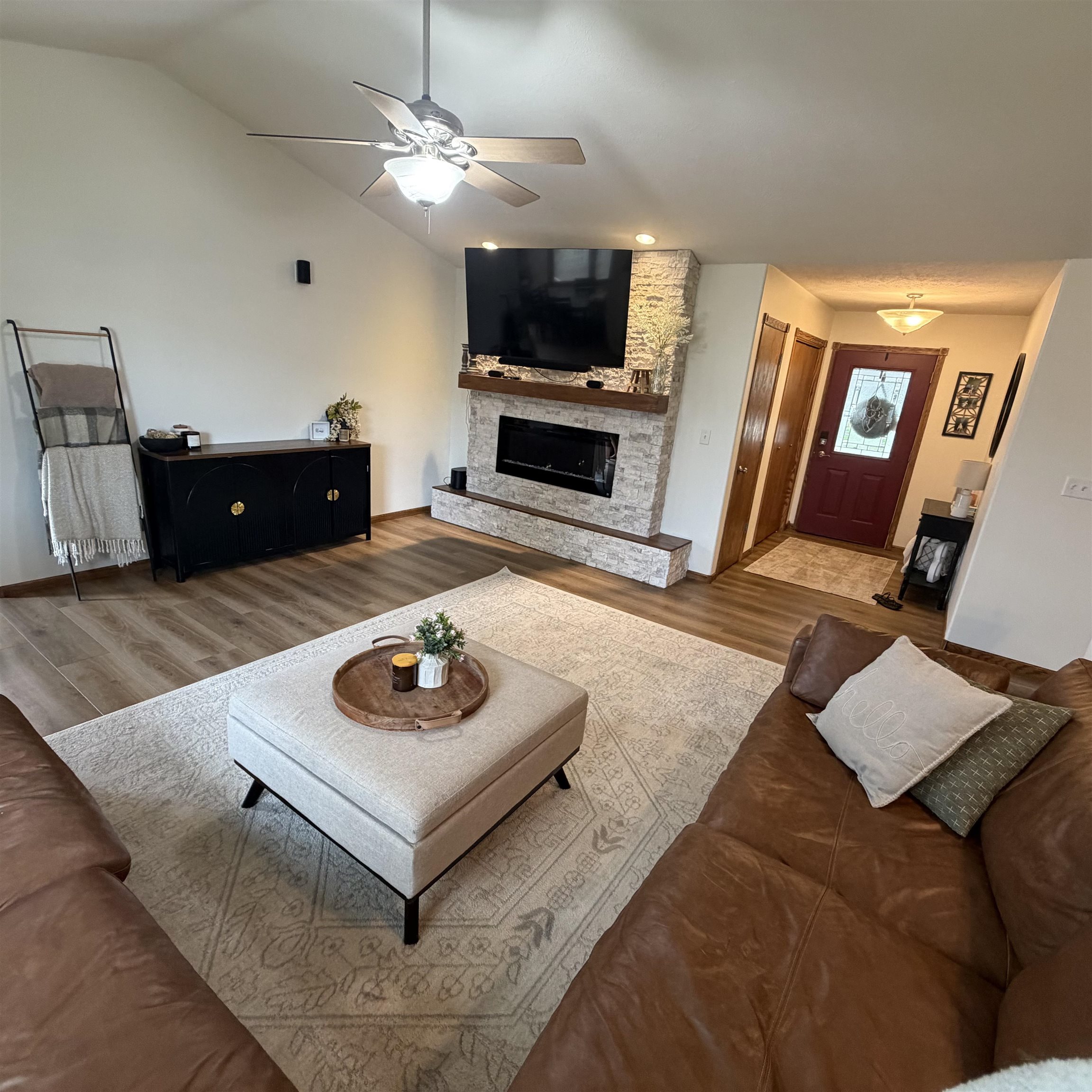 711 13th Ave, Kearney, Nebraska 68845, 4 Bedroom Bedrooms, ,3 BathroomBathrooms,Residential,for Sale,711 13th Ave,20261385