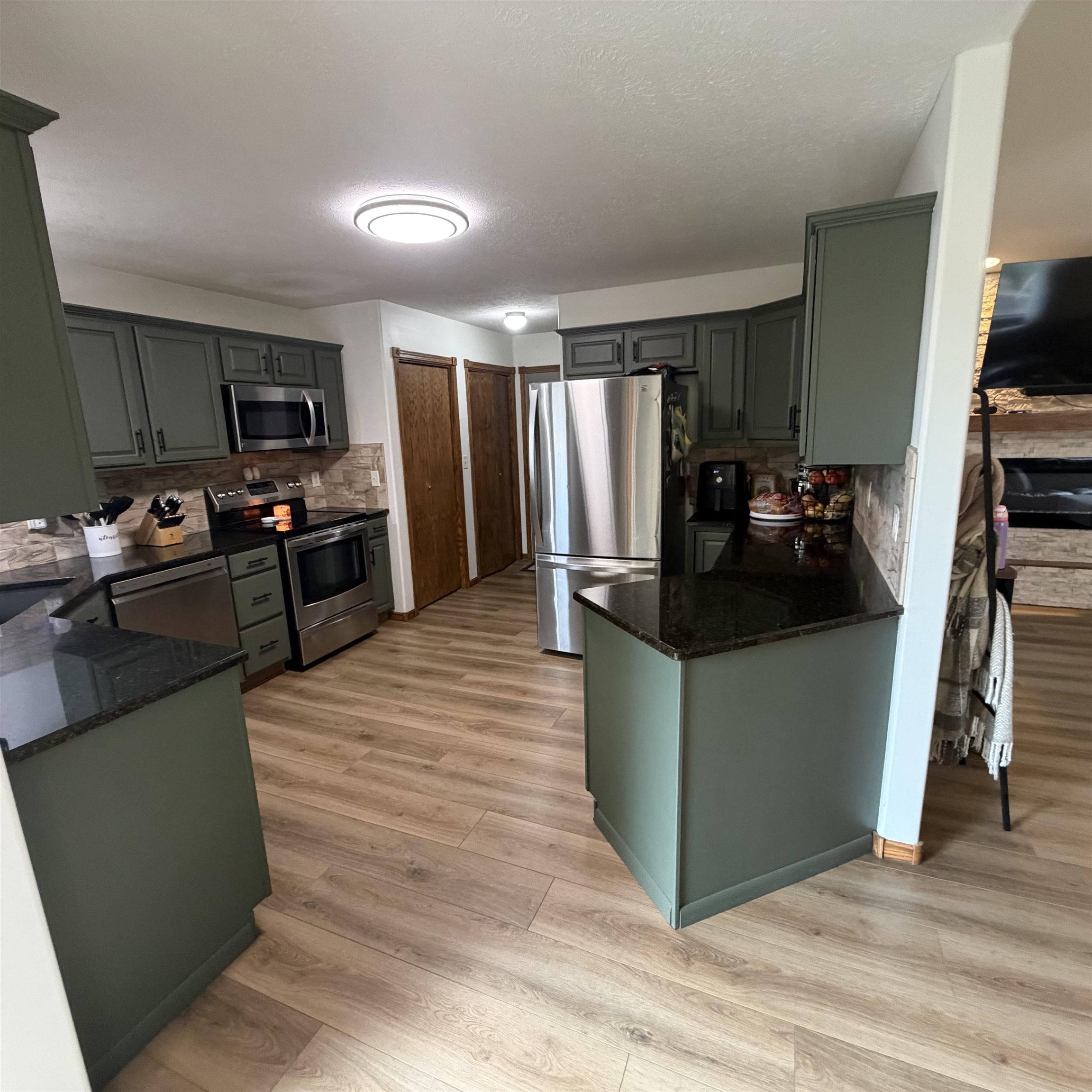 711 13th Ave, Kearney, Nebraska 68845, 4 Bedroom Bedrooms, ,3 BathroomBathrooms,Residential,for Sale,711 13th Ave,20261385