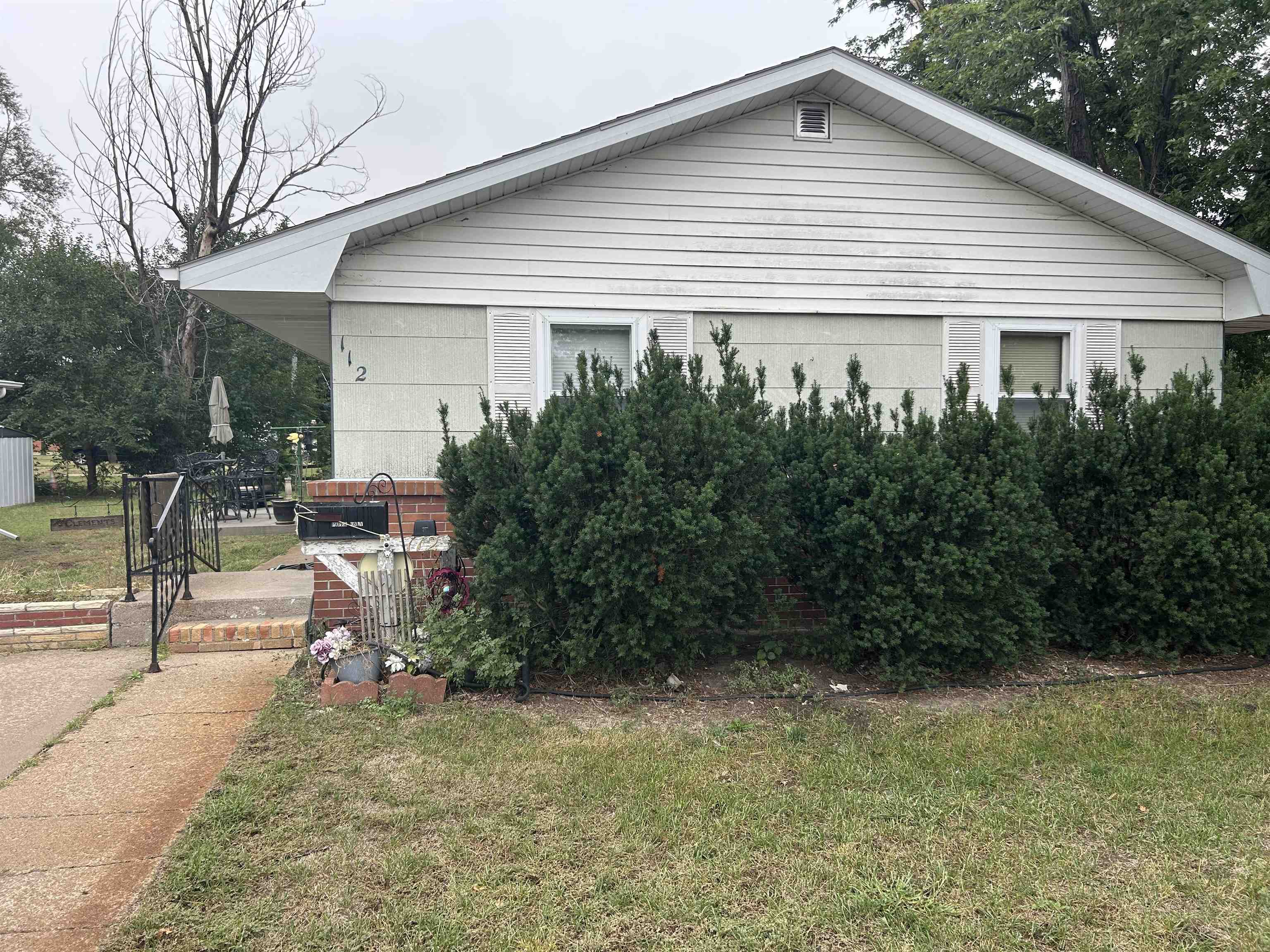 112 W High Street, Lexington, Nebraska 68850, 2 Bedroom Bedrooms, ,1 BathroomBathrooms,Residential,for Sale,112 W High Street,20261389