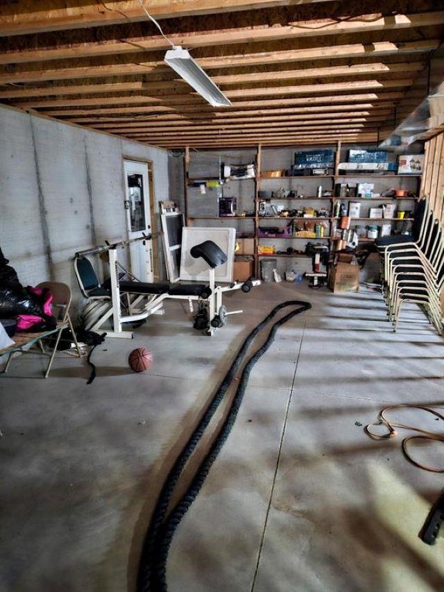 6930 Shiers Road, Gibbon, Nebraska 68840, 6 Bedroom Bedrooms, ,2 BathroomBathrooms,Residential,for Sale,6930 Shiers Road,20261398