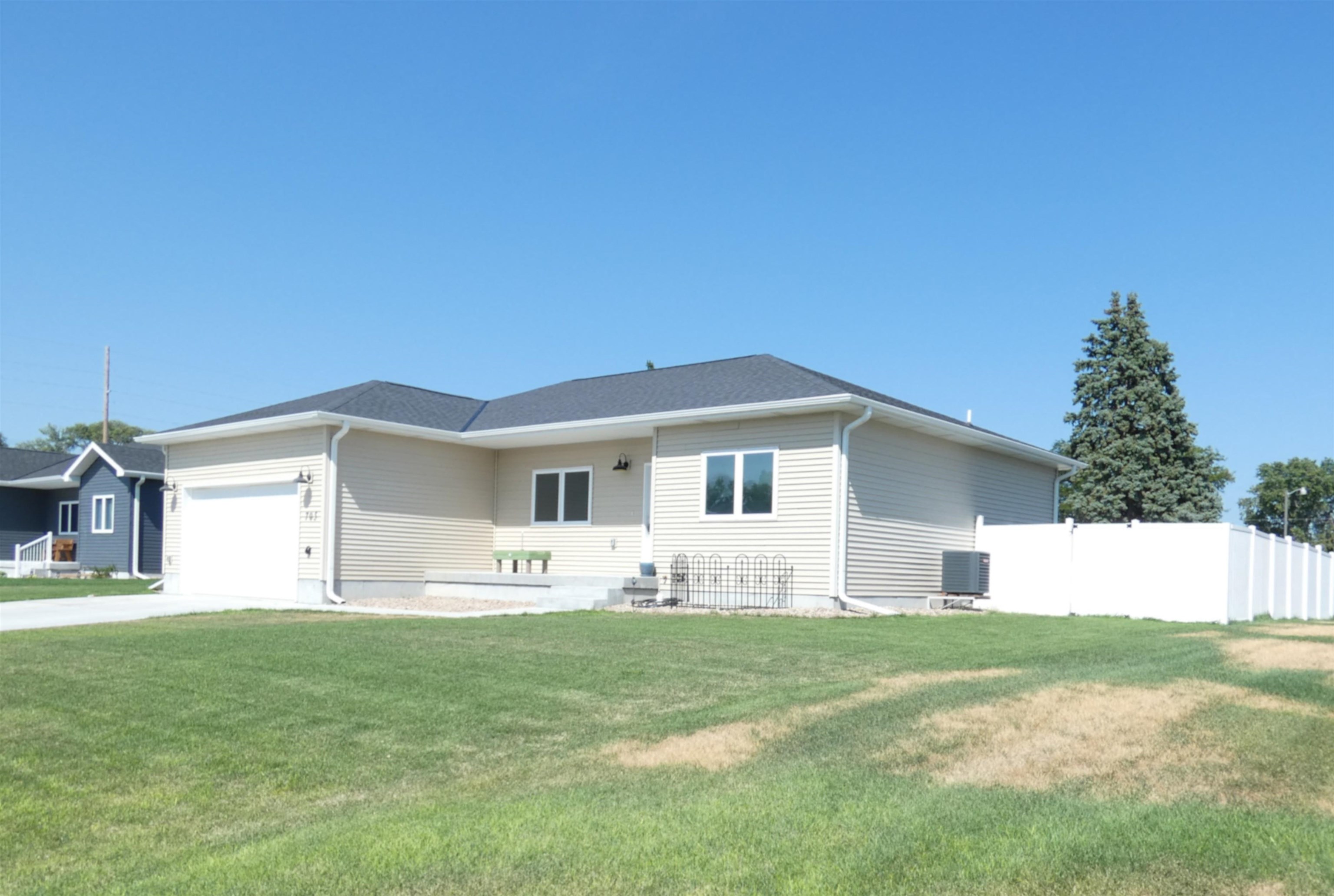 705 Turkey Drive, Gibbon, Nebraska 68840, 3 Bedroom Bedrooms, ,2 BathroomBathrooms,Residential,for Sale,705 Turkey Drive,20261103