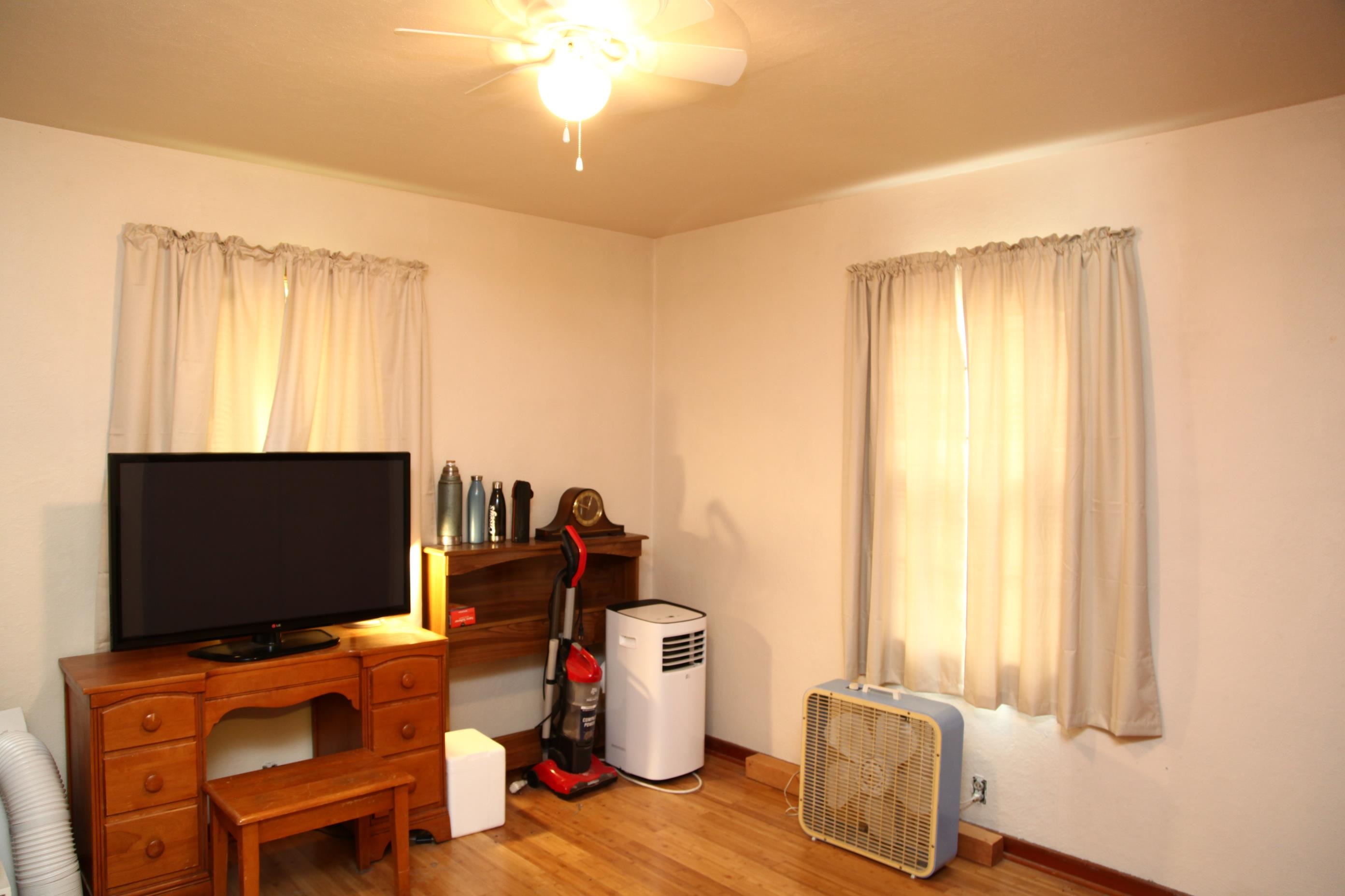 1400 N JACKSON, LEXINGTON, Nebraska 68550-000, 2 Bedroom Bedrooms, ,1 BathroomBathrooms,Residential,for Sale,1400 N JACKSON,20261400