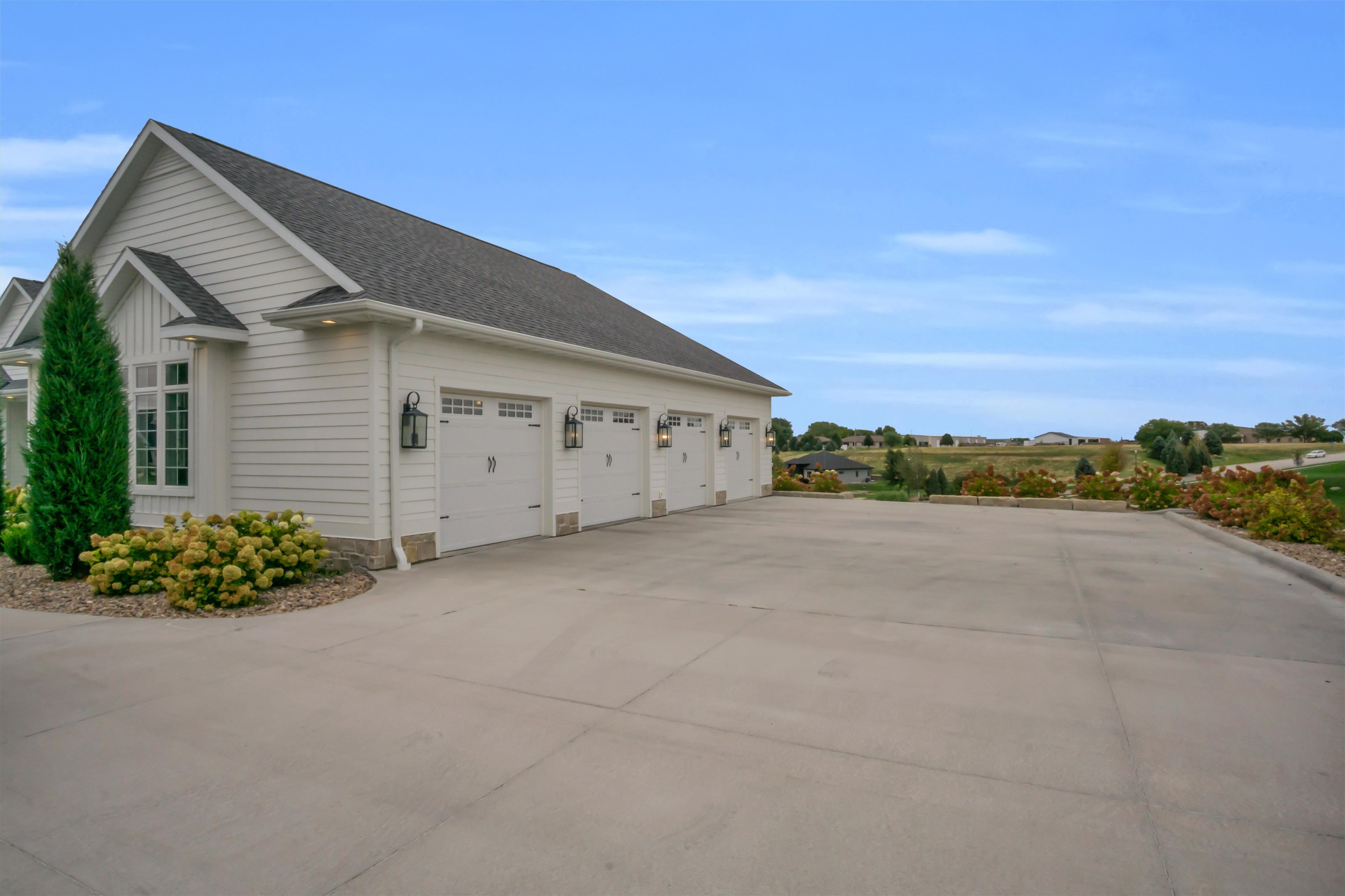 5911 6th Ave, Kearney, Nebraska 68845, 7 Bedroom Bedrooms, ,5 BathroomBathrooms,Residential,for Sale,5911 6th Ave,20261401