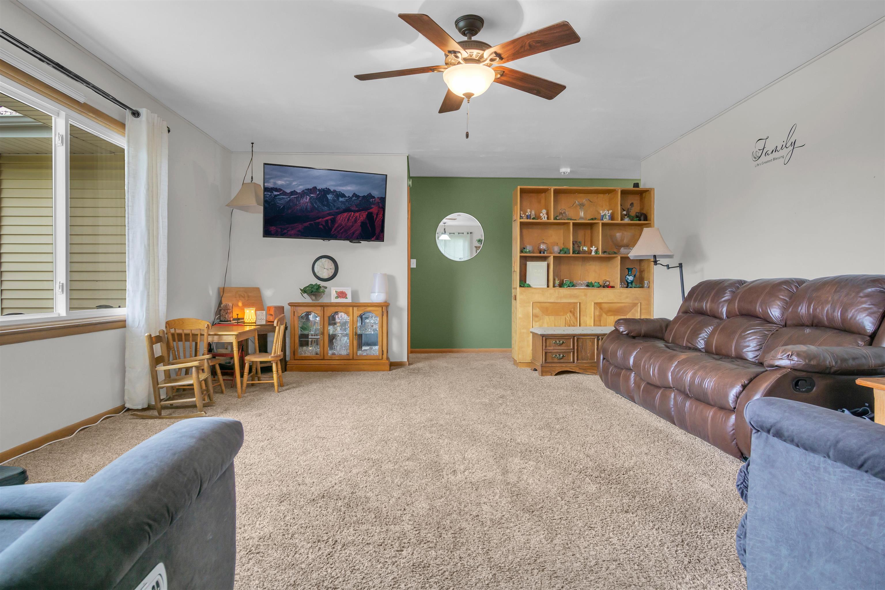 503 W 35th Street, Kearney, Nebraska 68845, 4 Bedroom Bedrooms, ,2 BathroomBathrooms,Residential,for Sale,503 W 35th Street,20261405