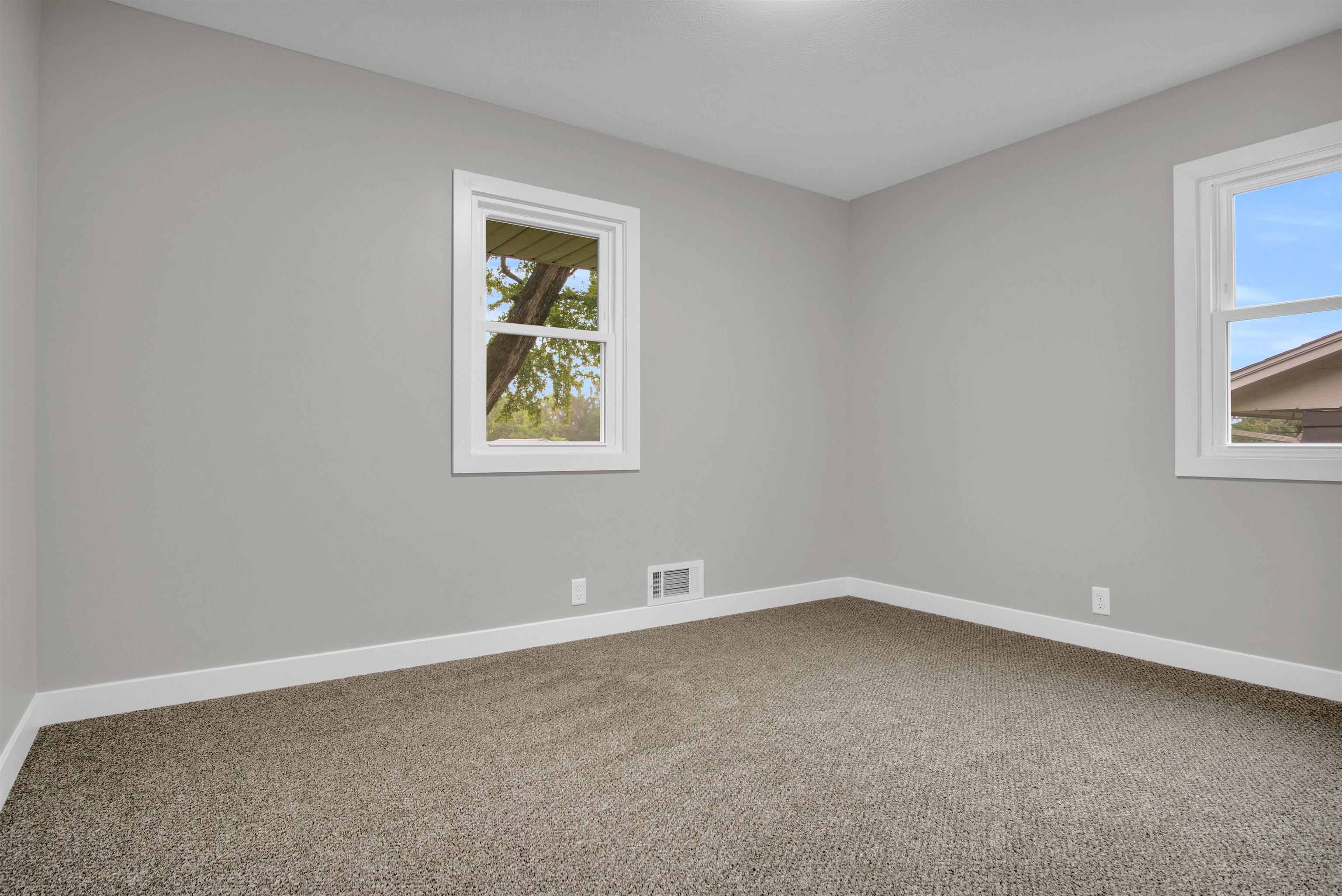 3209 10th Avenue, Kearney, Nebraska 68845, 5 Bedroom Bedrooms, ,2 BathroomBathrooms,Residential,for Sale,3209 10th Avenue,20261408