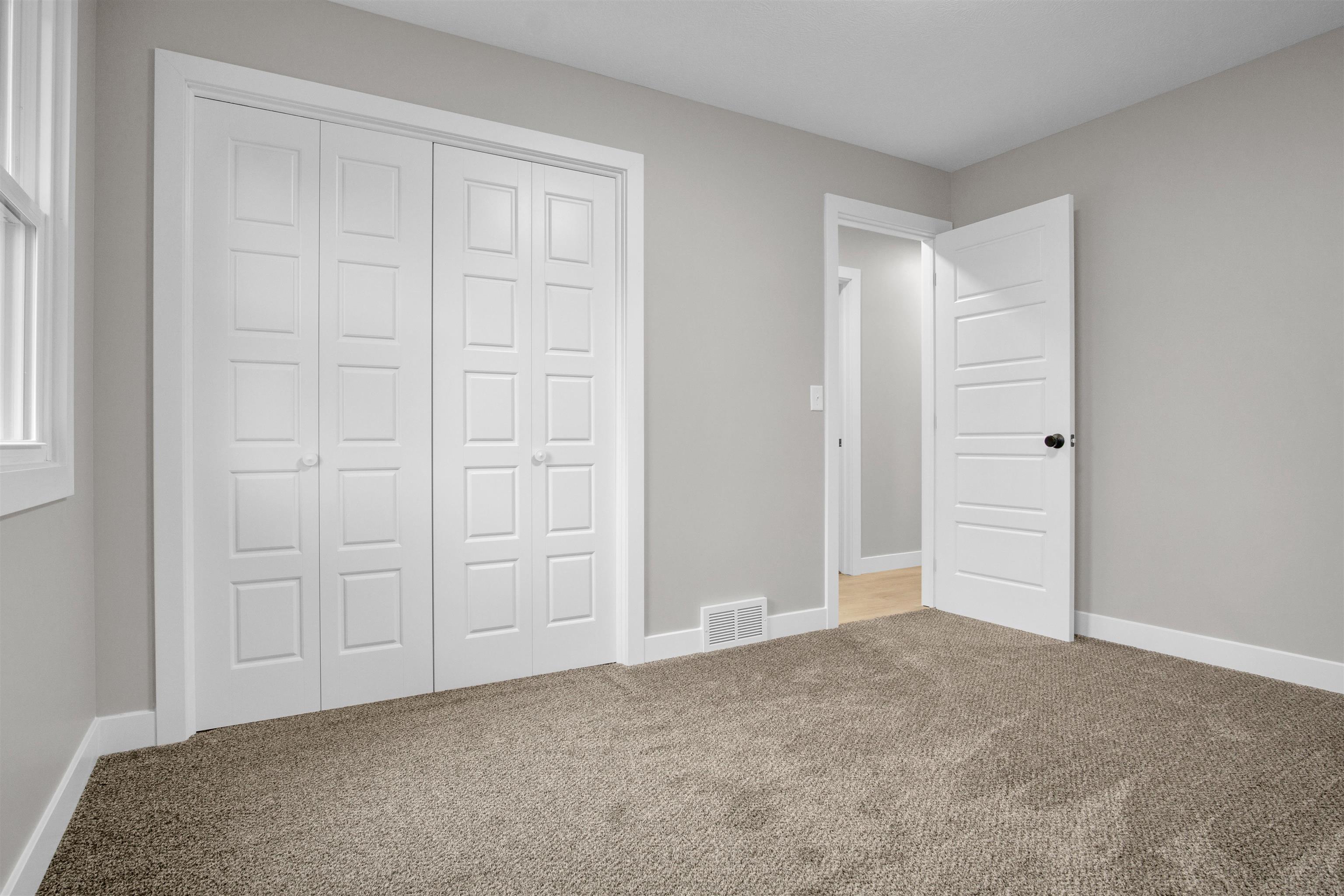 3209 10th Avenue, Kearney, Nebraska 68845, 5 Bedroom Bedrooms, ,2 BathroomBathrooms,Residential,for Sale,3209 10th Avenue,20261408