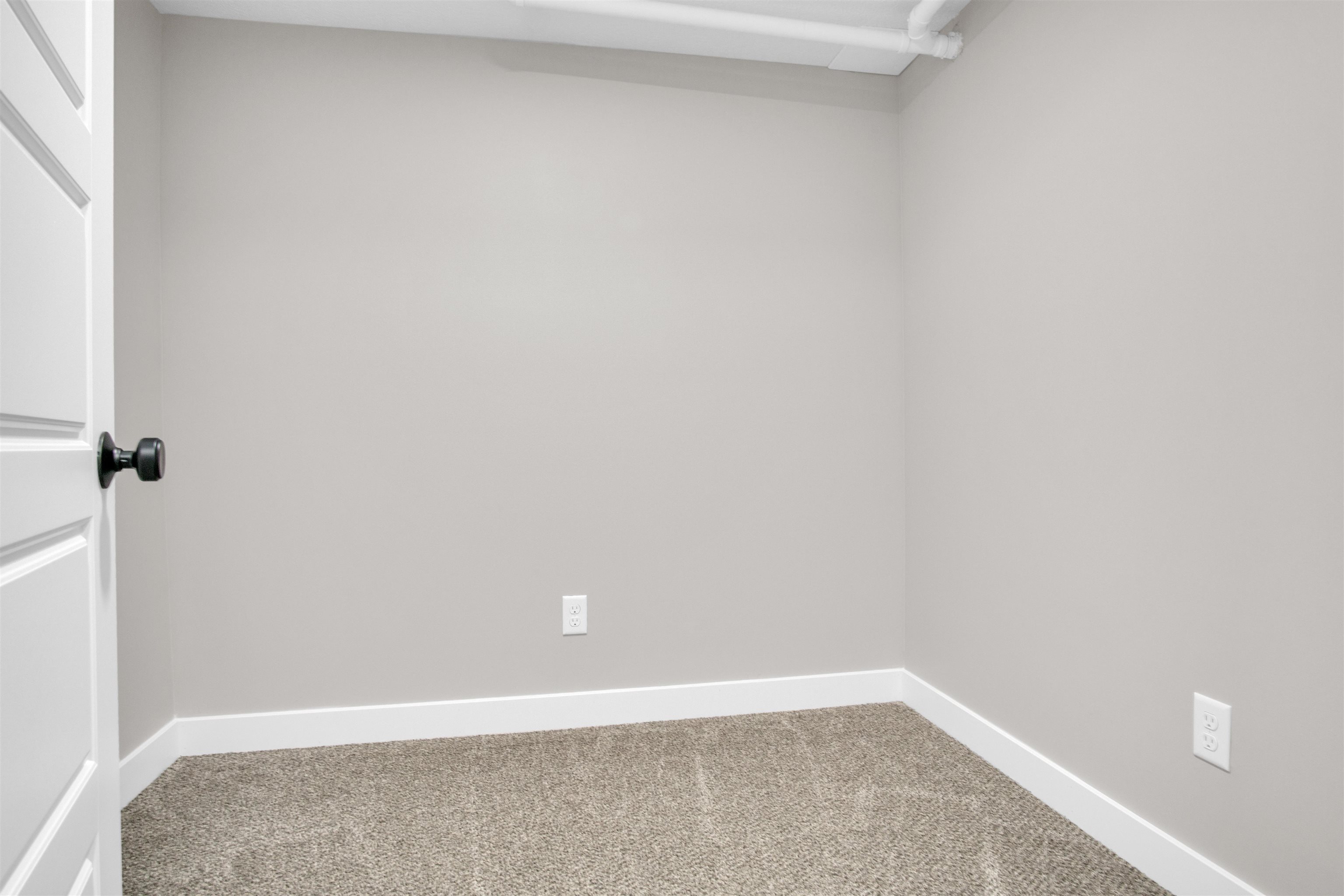 3209 10th Avenue, Kearney, Nebraska 68845, 5 Bedroom Bedrooms, ,2 BathroomBathrooms,Residential,for Sale,3209 10th Avenue,20261408