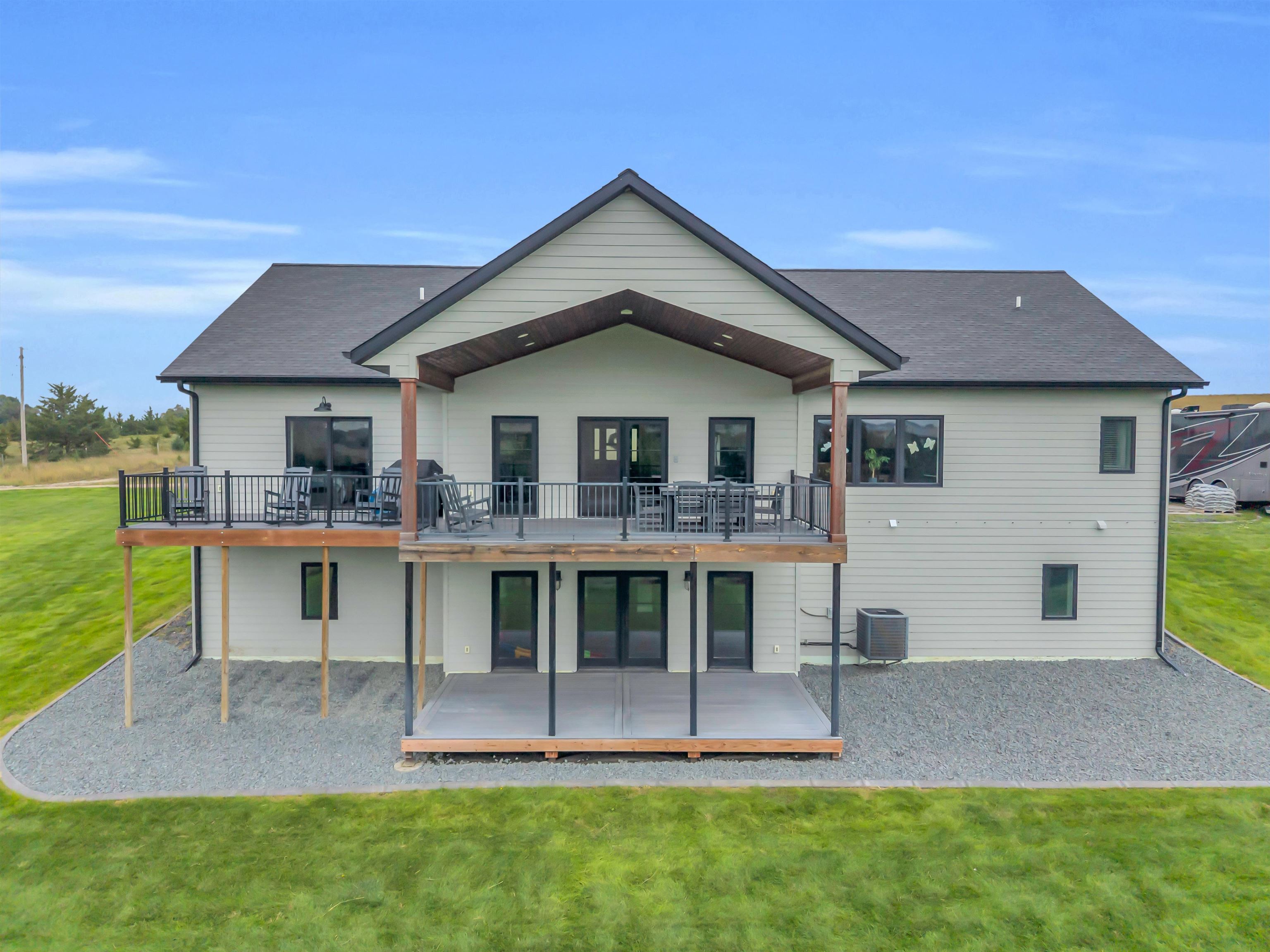8109 Hidden Hills Road, Kearney, Nebraska 68845, 7 Bedroom Bedrooms, ,5 BathroomBathrooms,Residential,for Sale,8109 Hidden Hills Road,20261423