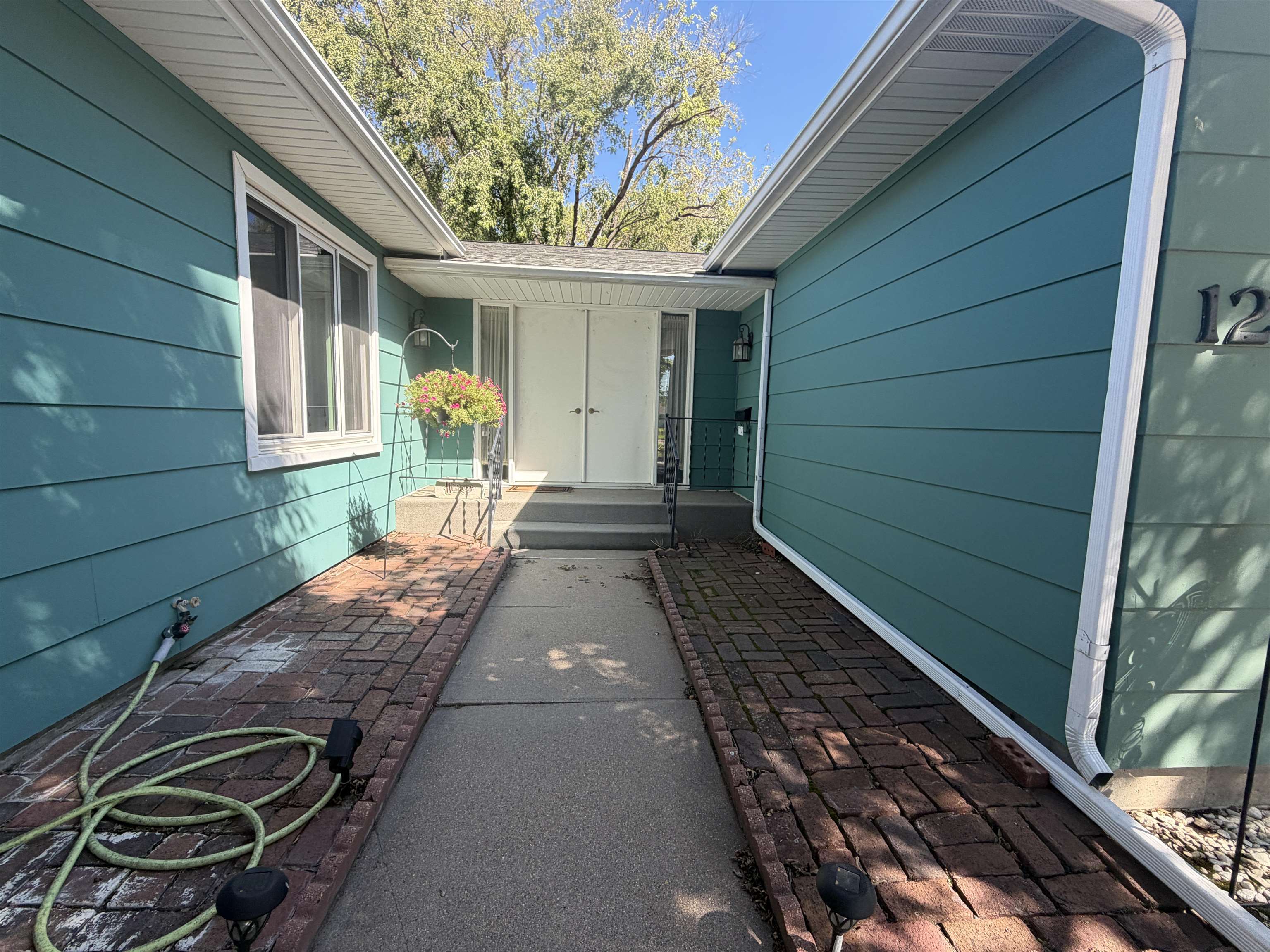 1210 N Garfield Street, LEXINGTON, Nebraska 68850, 3 Bedroom Bedrooms, ,2 BathroomBathrooms,Residential,for Sale,1210 N Garfield Street,20261426