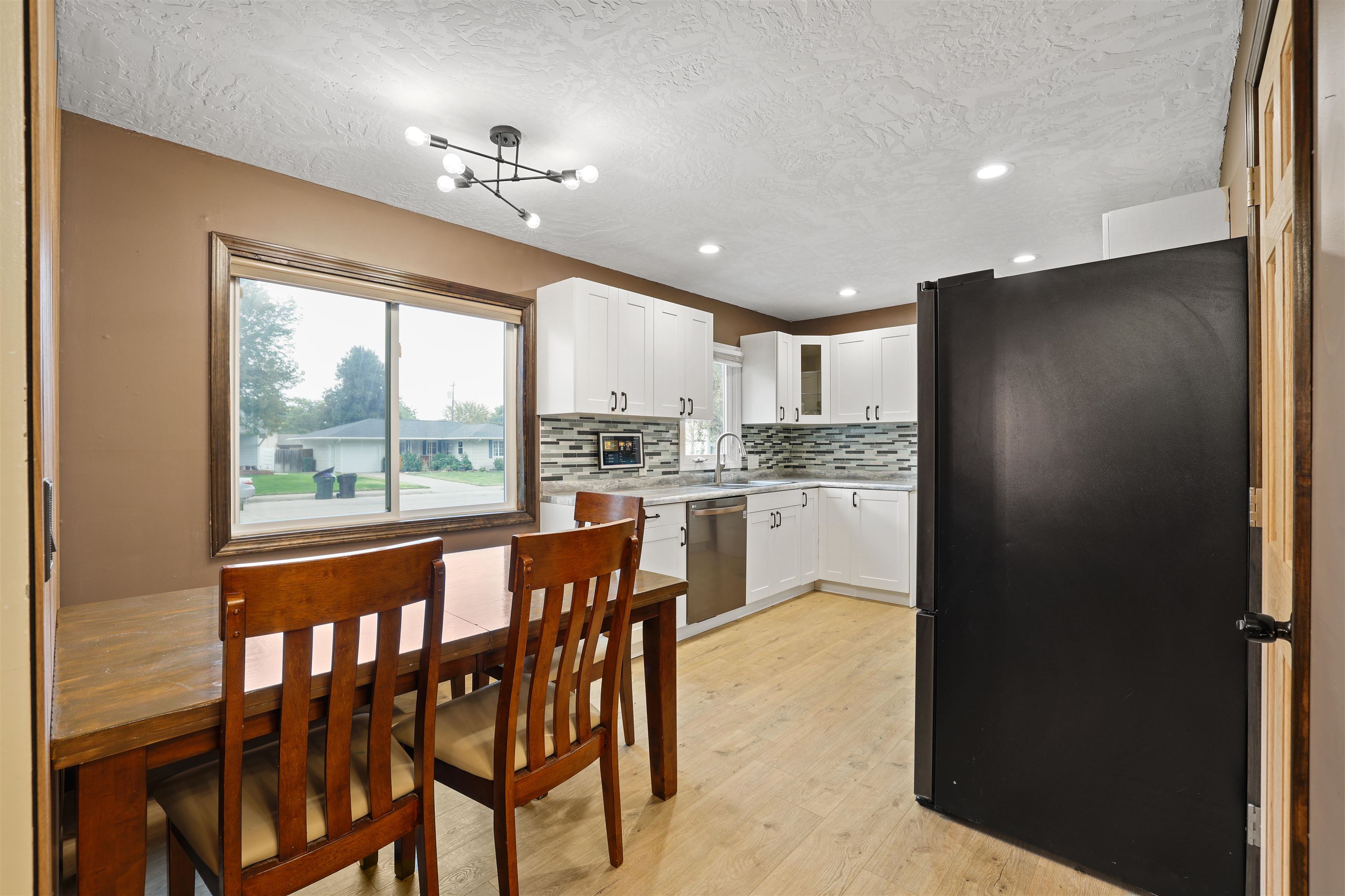 4004 Linden Drive, Kearney, Nebraska 68847, 3 Bedroom Bedrooms, ,2 BathroomBathrooms,Residential,for Sale,4004 Linden Drive,20261430