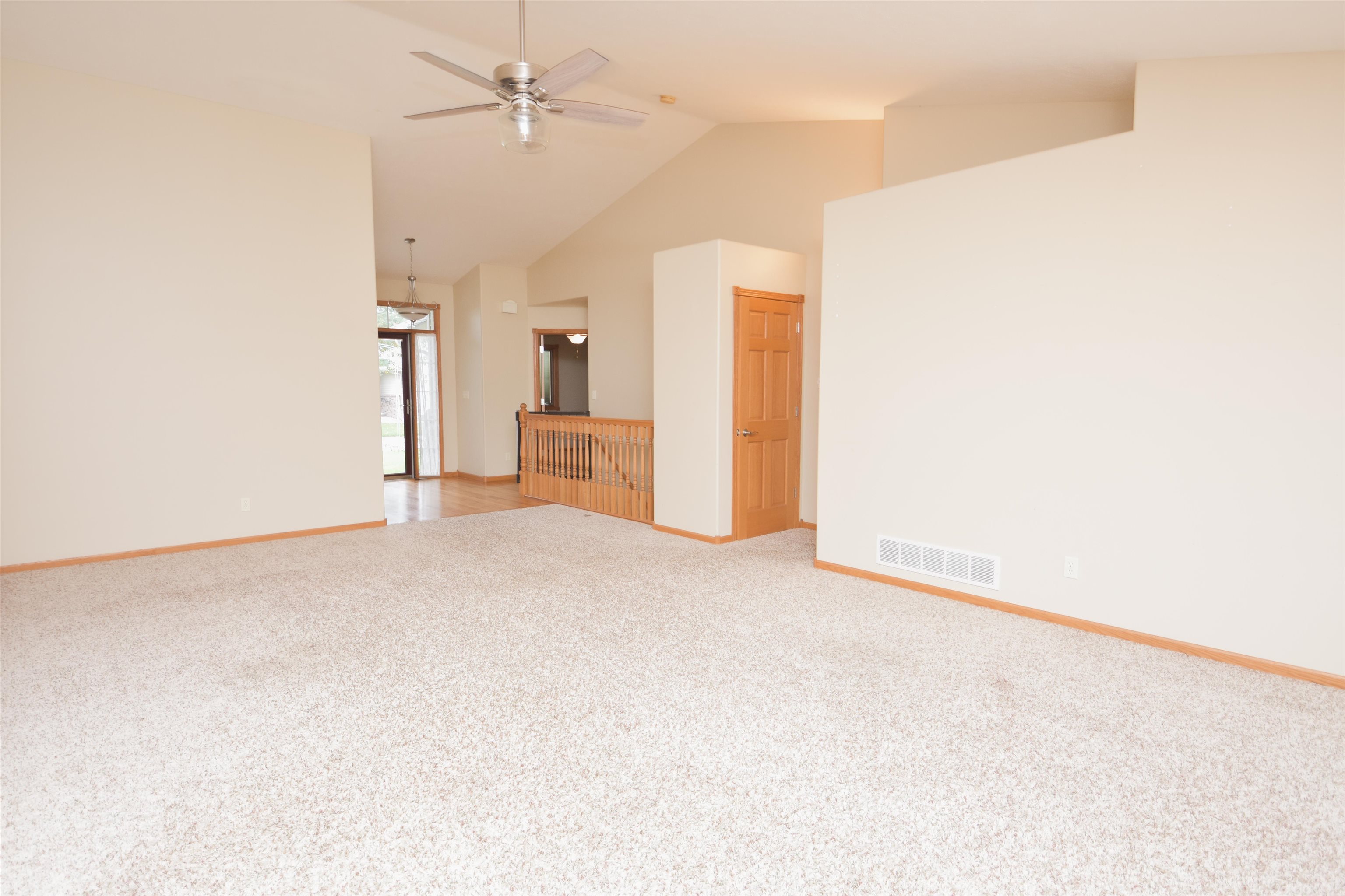 1104 E 56th Street #21, Kearney, Nebraska 68847, 4 Bedroom Bedrooms, ,3 BathroomBathrooms,Residential,for Sale,1104 E 56th Street #21,20261431