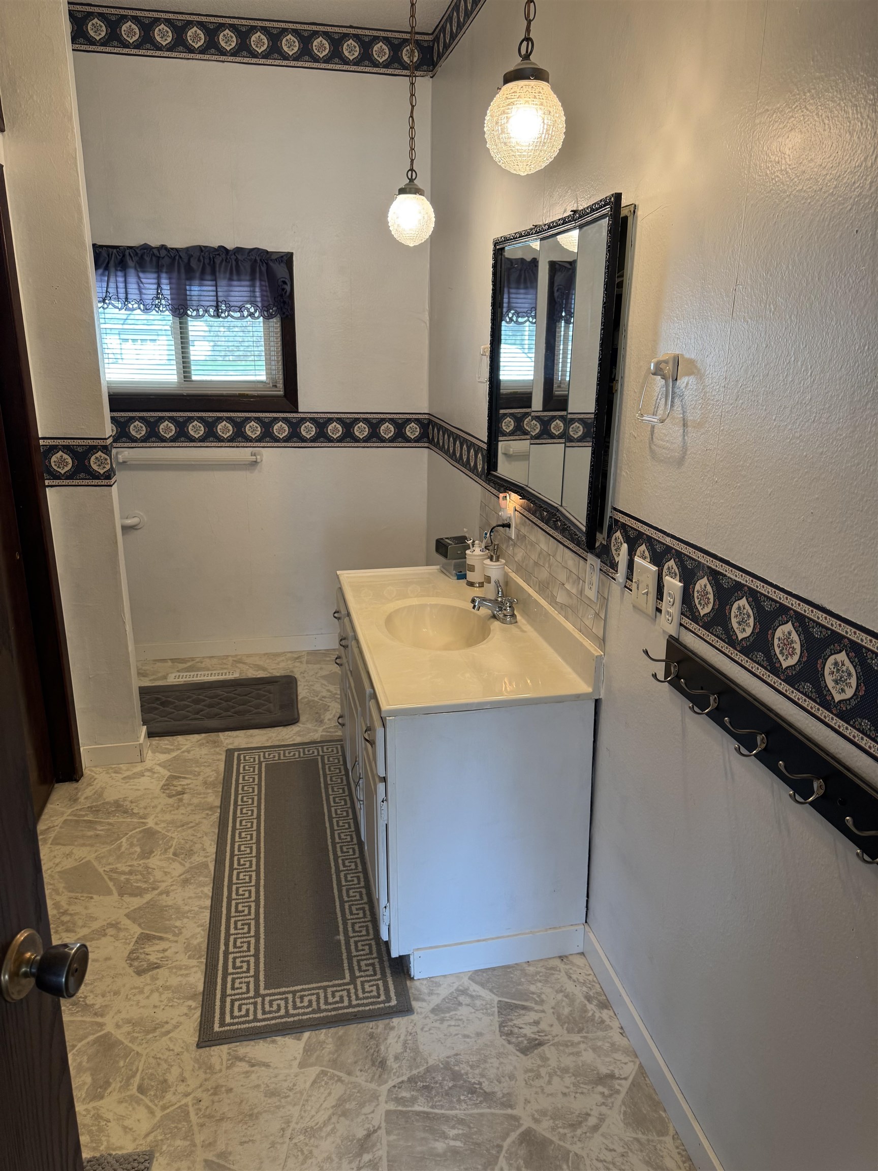 801 John St., Alma, Nebraska 68920, 2 Bedroom Bedrooms, ,2 BathroomBathrooms,Residential,for Sale,801 John St.,20260404